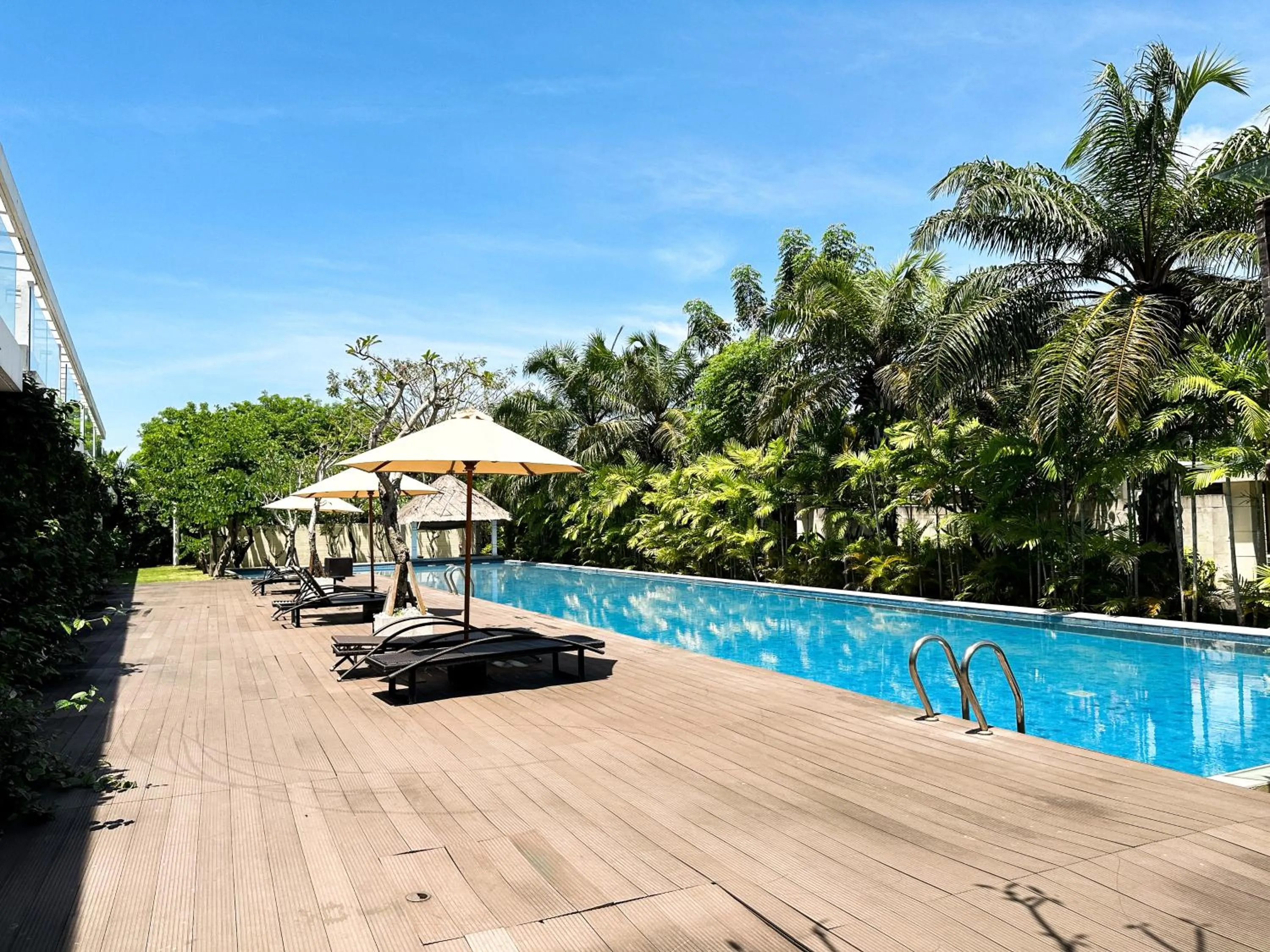 Swimming pool in The Wangsa Benoa