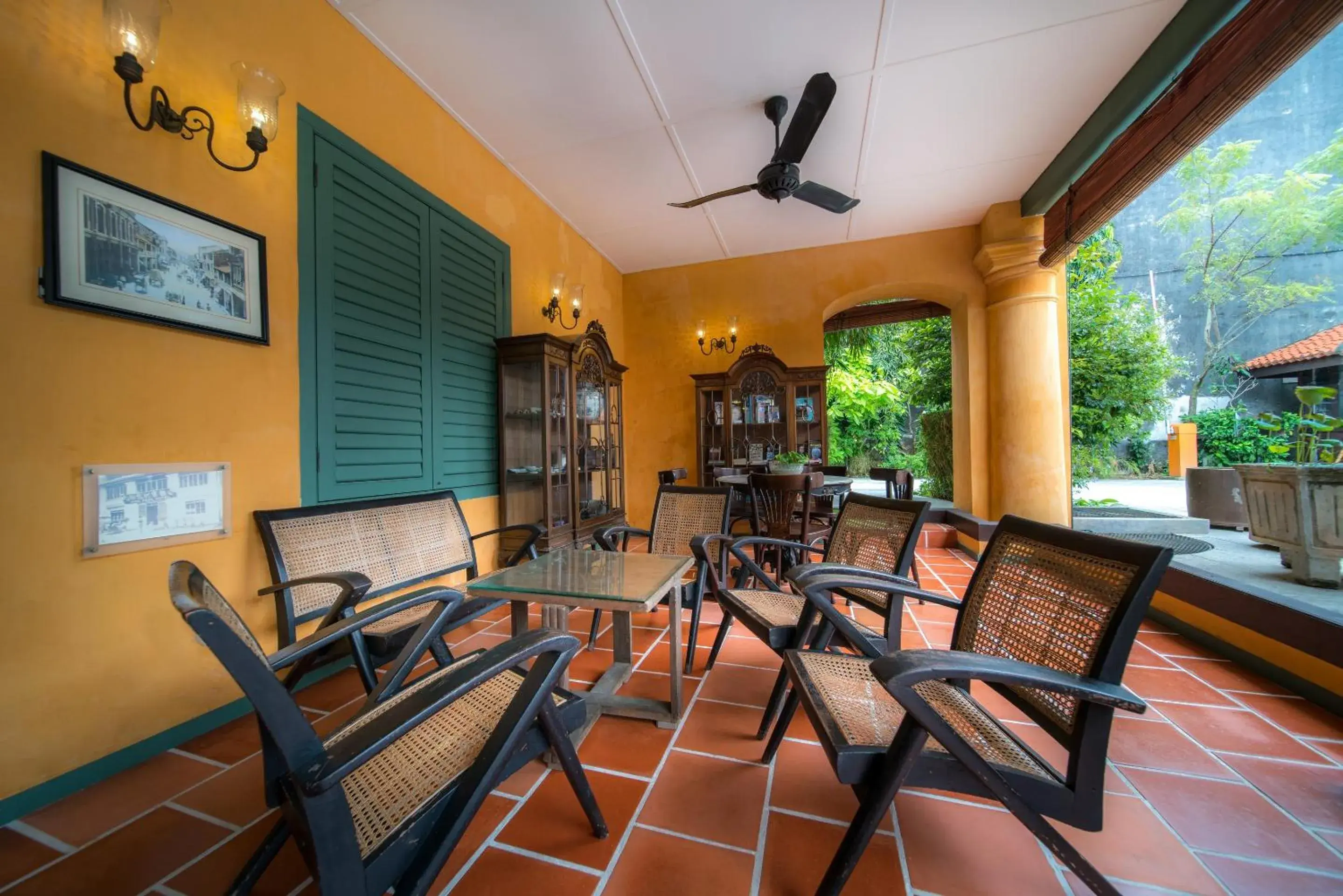 Lounge or bar in Yeng Keng Hotel Lounge or bar in Yeng Keng Hotel