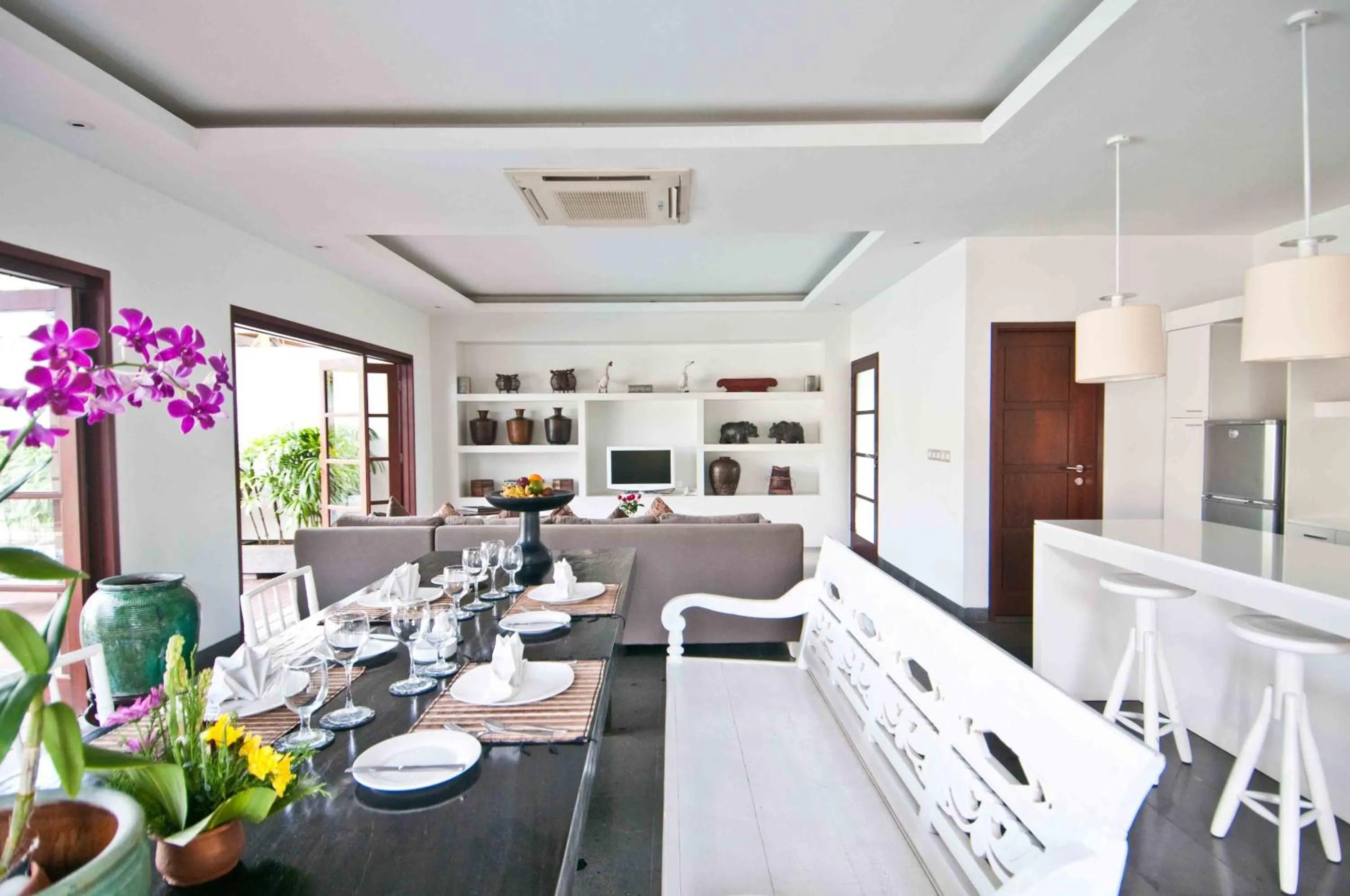 Dining area in Nunia Boutique Villa