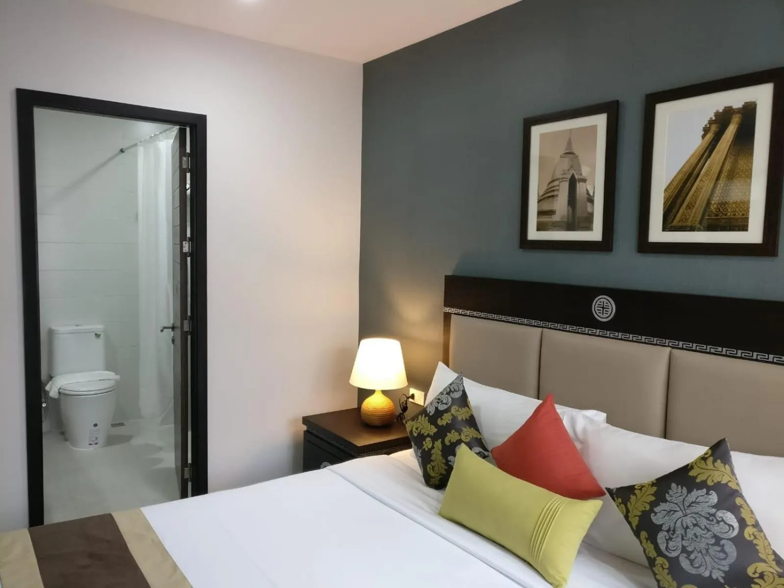 Bed in Club Mahindra Mac Boutique Hotel