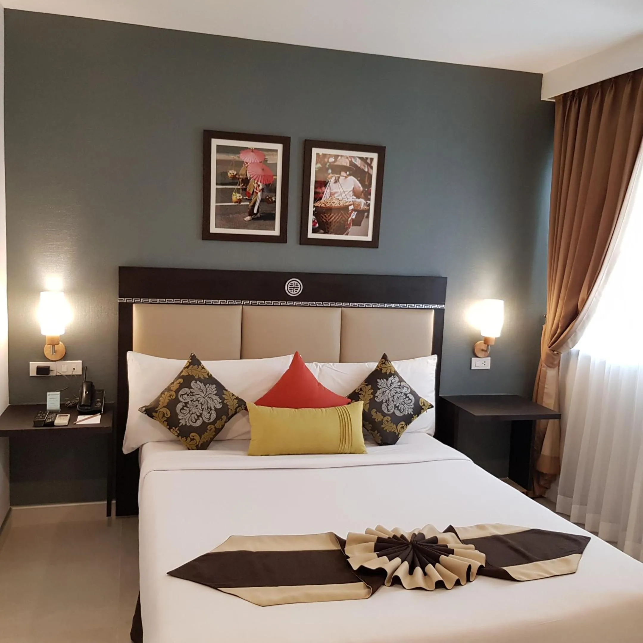 Bed in Club Mahindra Mac Boutique Hotel