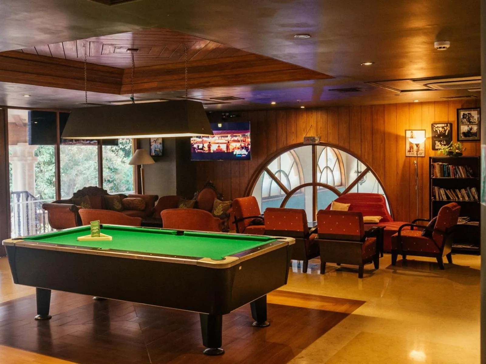 Lounge or bar in Acron Candolim Regina