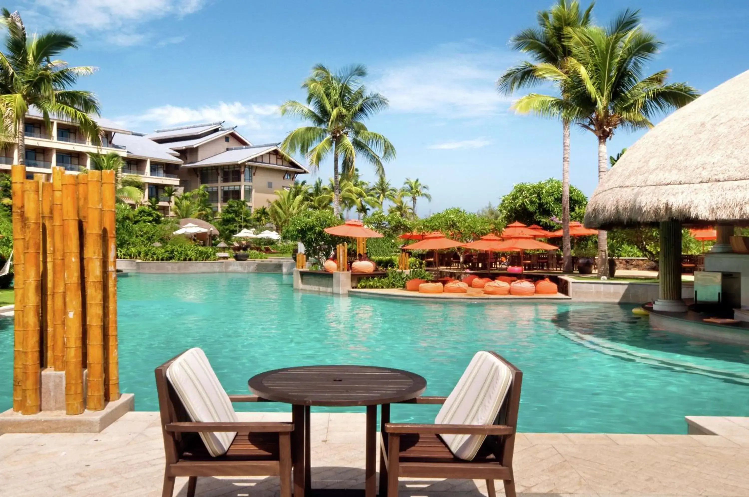Pool view in Hilton Sanya Yalong Bay Resort & Spa Pool view in Hilton Sanya Yalong Bay Resort & Spa