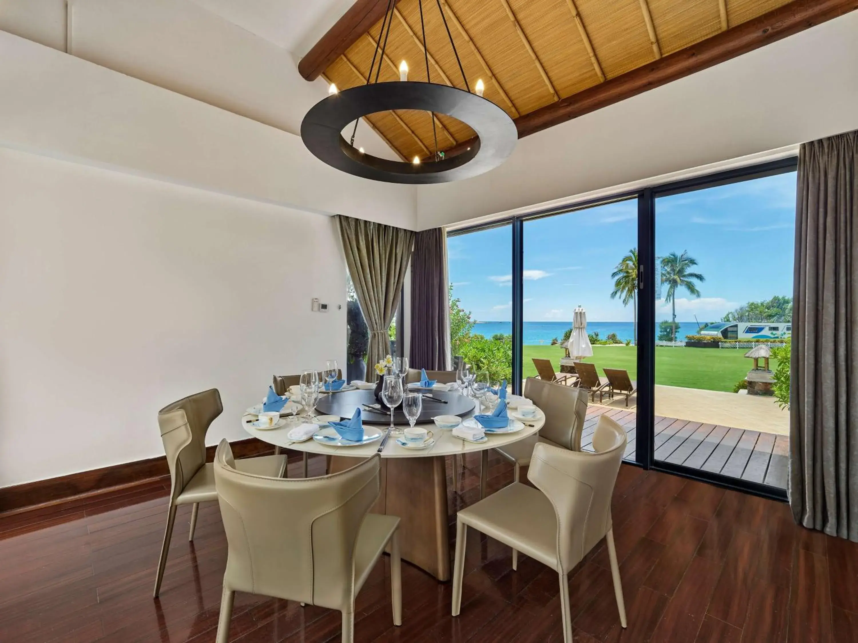 Living room in Hilton Sanya Yalong Bay Resort & Spa Living room in Hilton Sanya Yalong Bay Resort & Spa