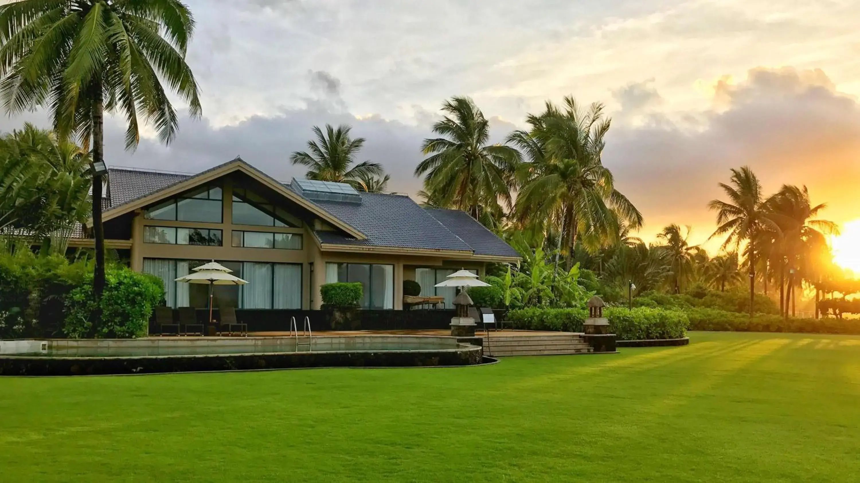 View (from property/room) in Hilton Sanya Yalong Bay Resort & Spa View (from property/room) in Hilton Sanya Yalong Bay Resort & Spa