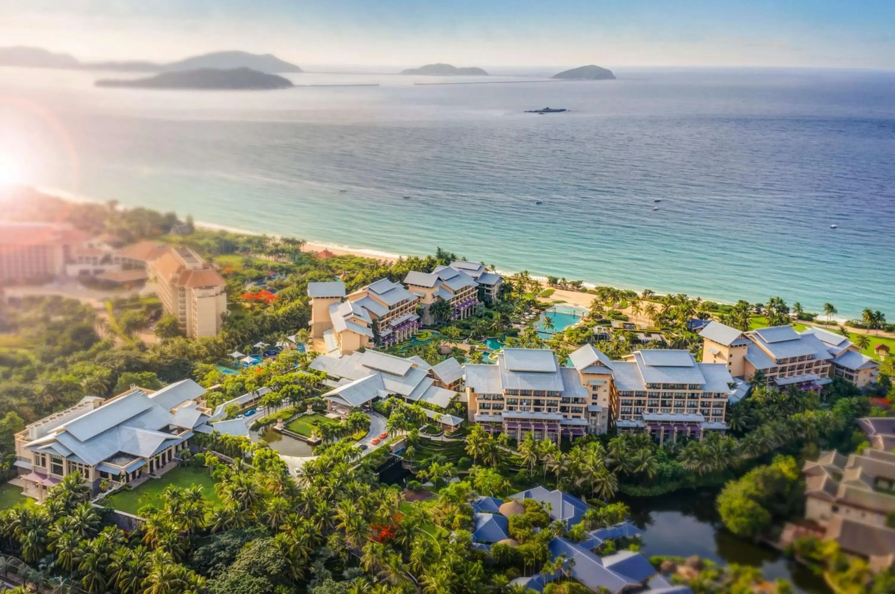 Property building in Hilton Sanya Yalong Bay Resort & Spa Property building in Hilton Sanya Yalong Bay Resort & Spa