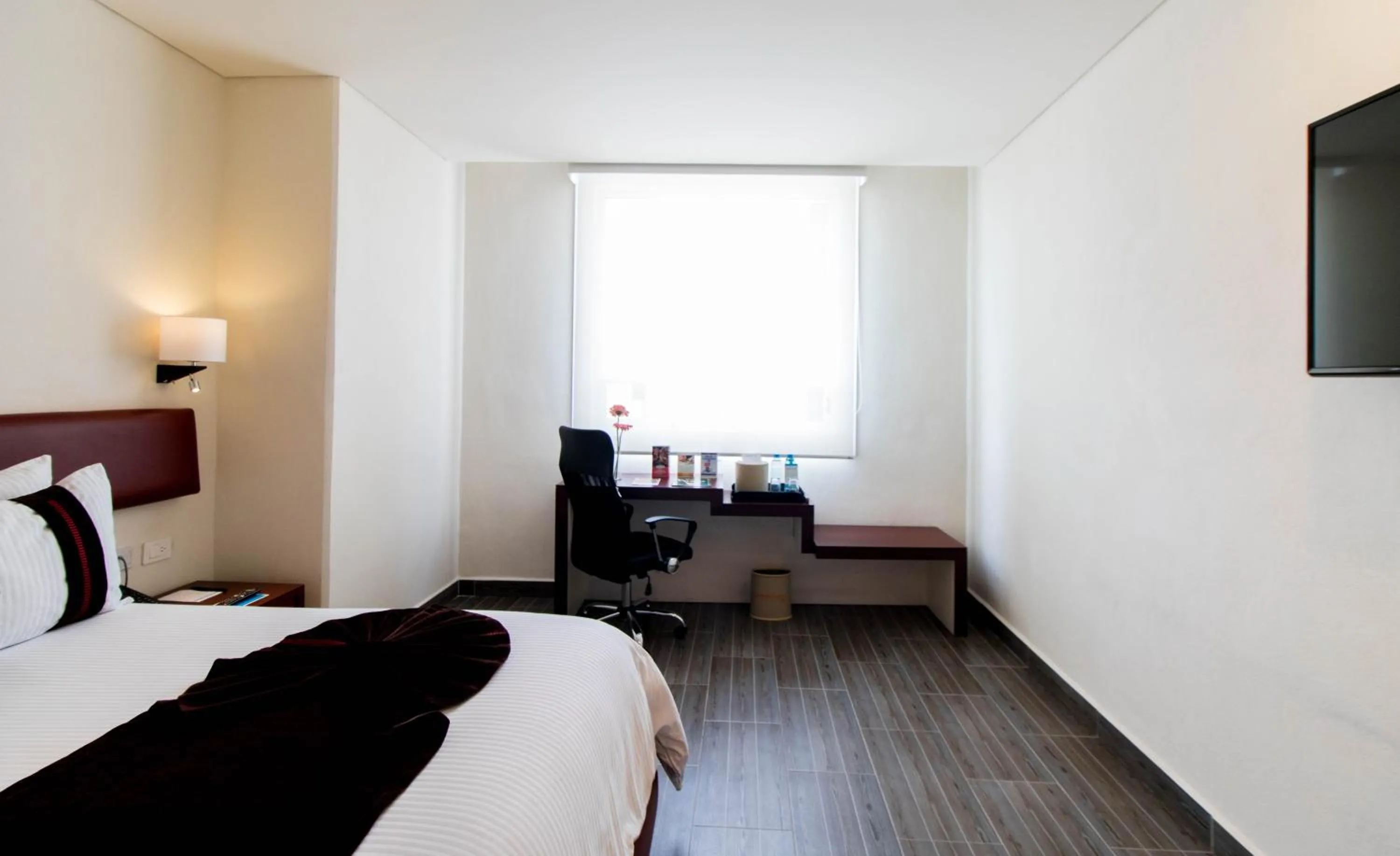 Photo of the whole room in Mision Puebla Angelopolis