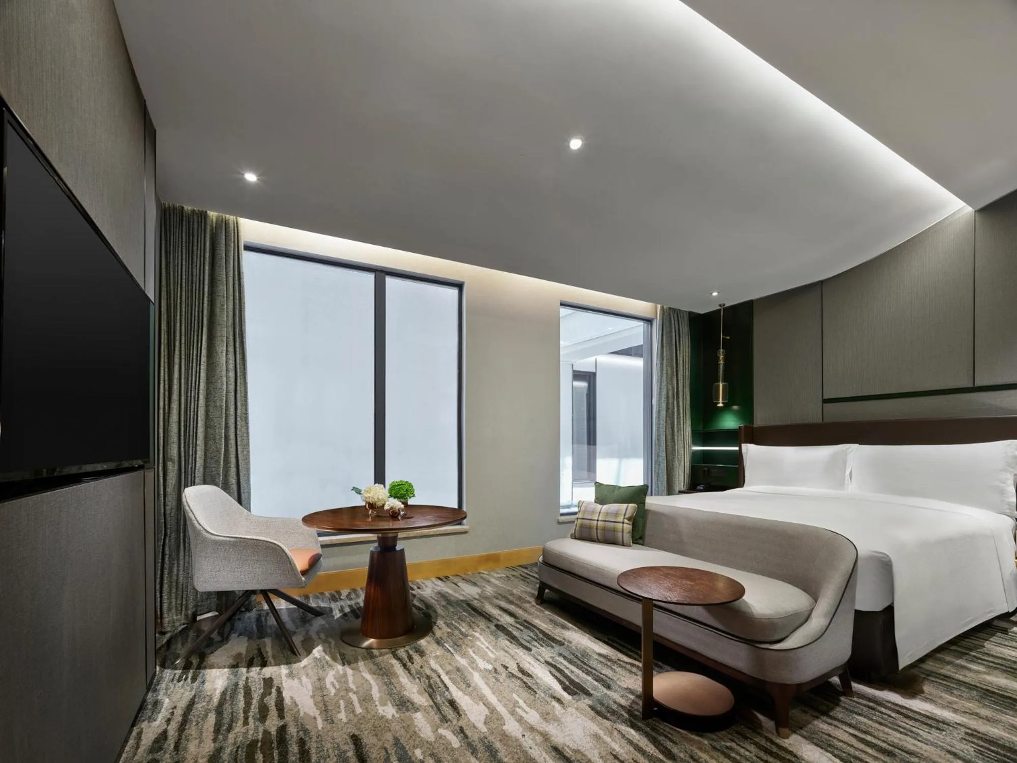 Photo of the whole room in Hilton Shanghai Hongqiao