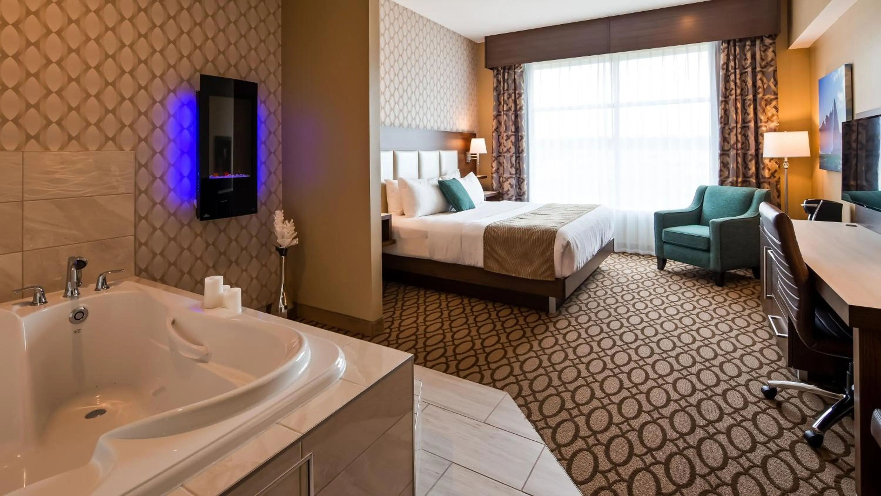 Bedroom, Bed in Best Western Plus St. John's Airport Hotel and Suites