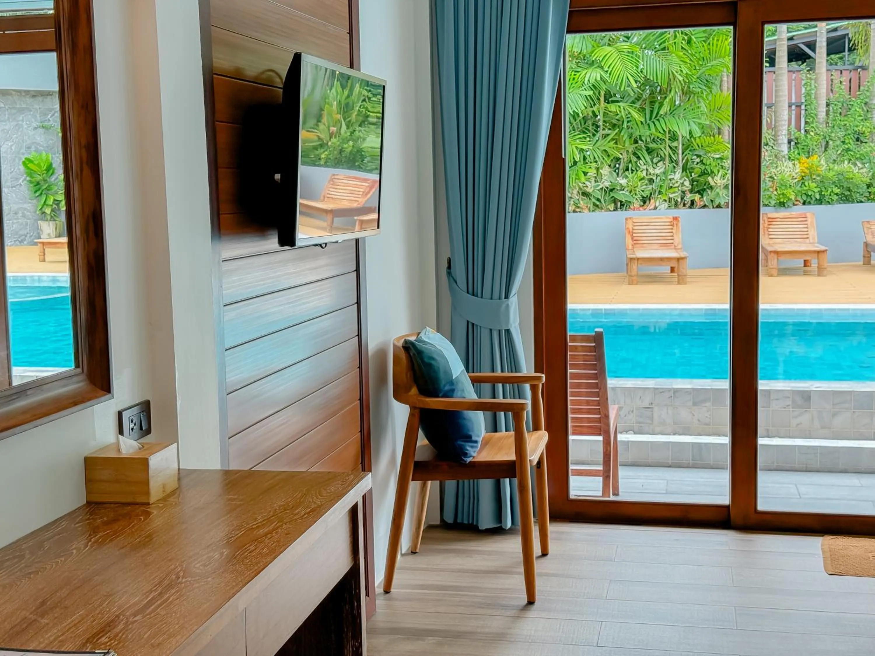 Seating area in Salakphet Resort