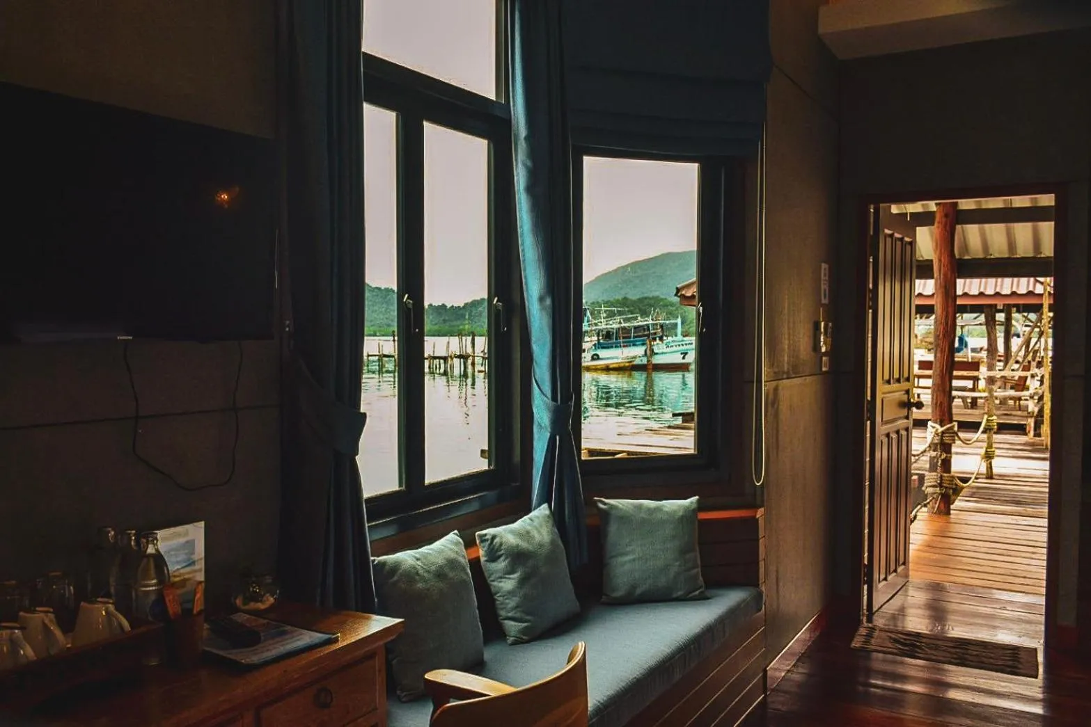 Seating area in Salakphet Resort