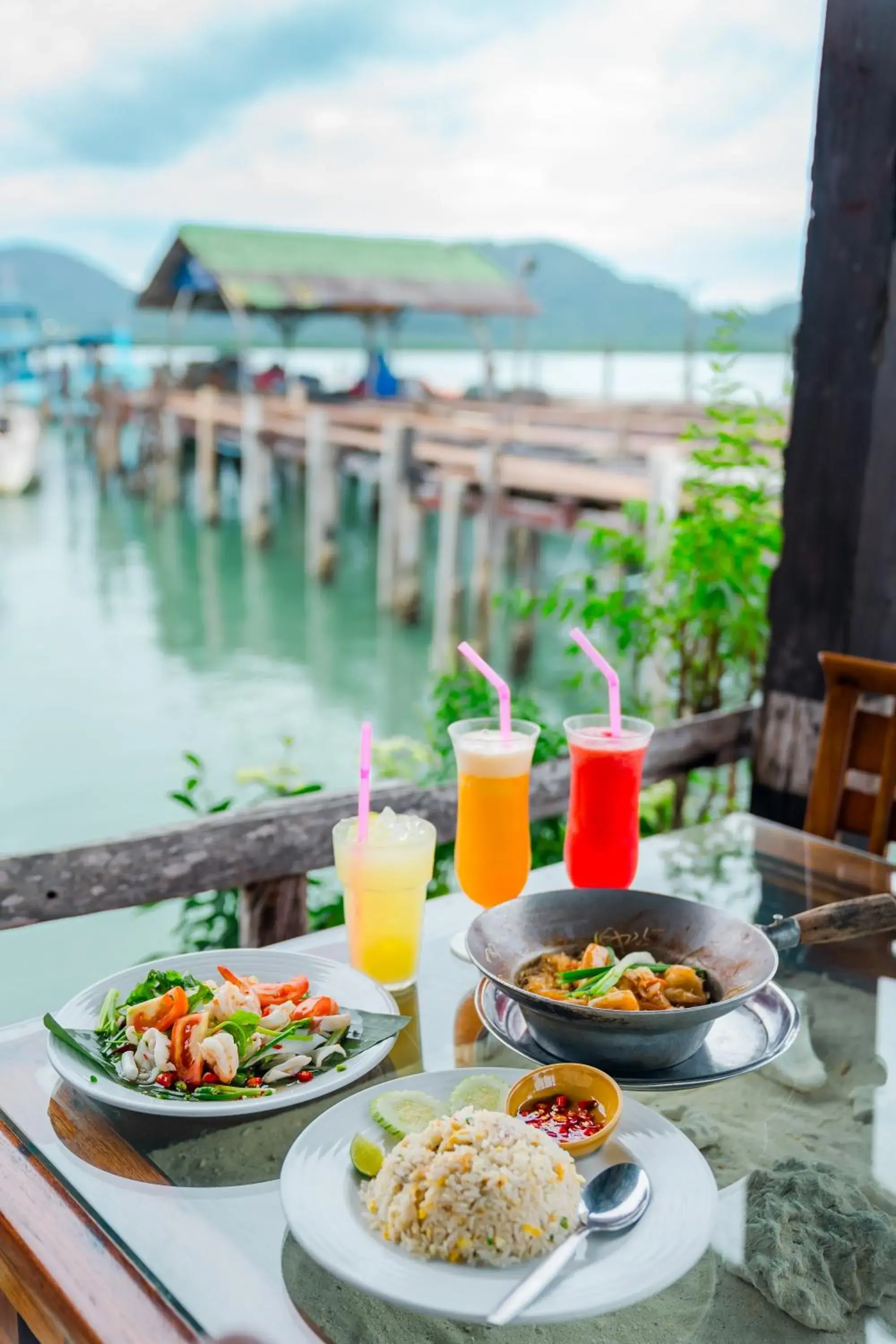 Restaurant/places to eat in Salakphet Resort Restaurant/places to eat in Salakphet Resort
