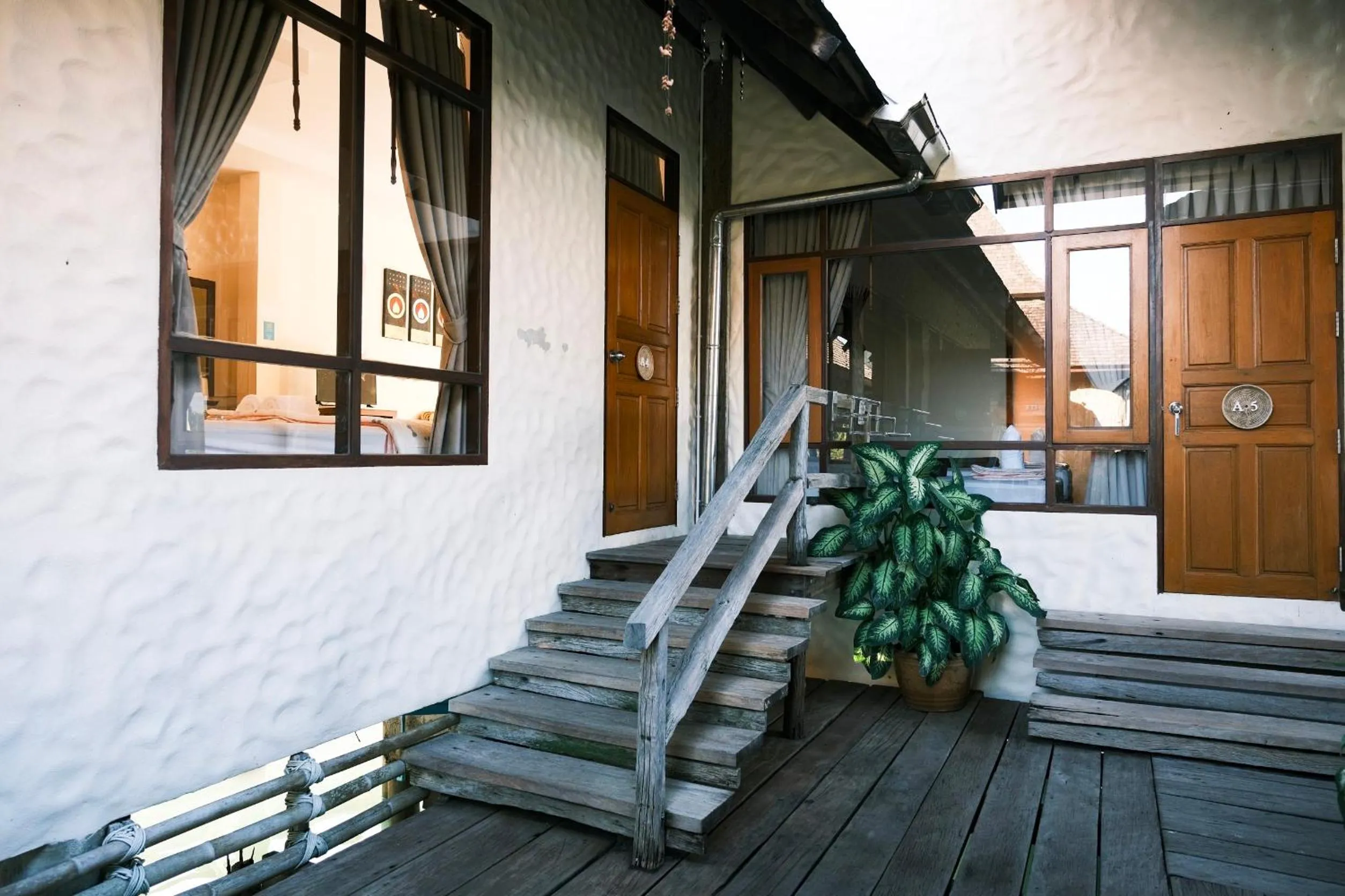 Property building in Salakphet Resort