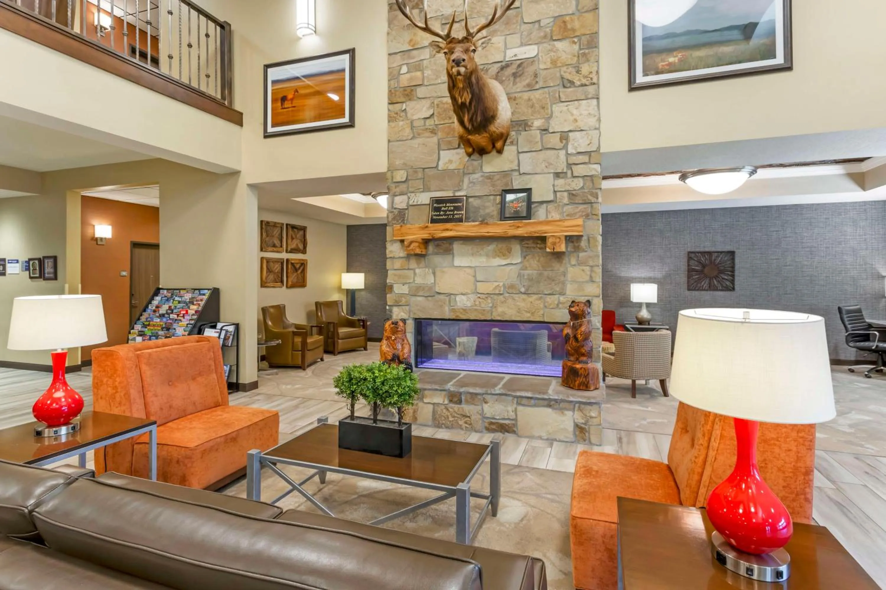 Lobby or reception in Best Western Plus Heber Valley Hotel