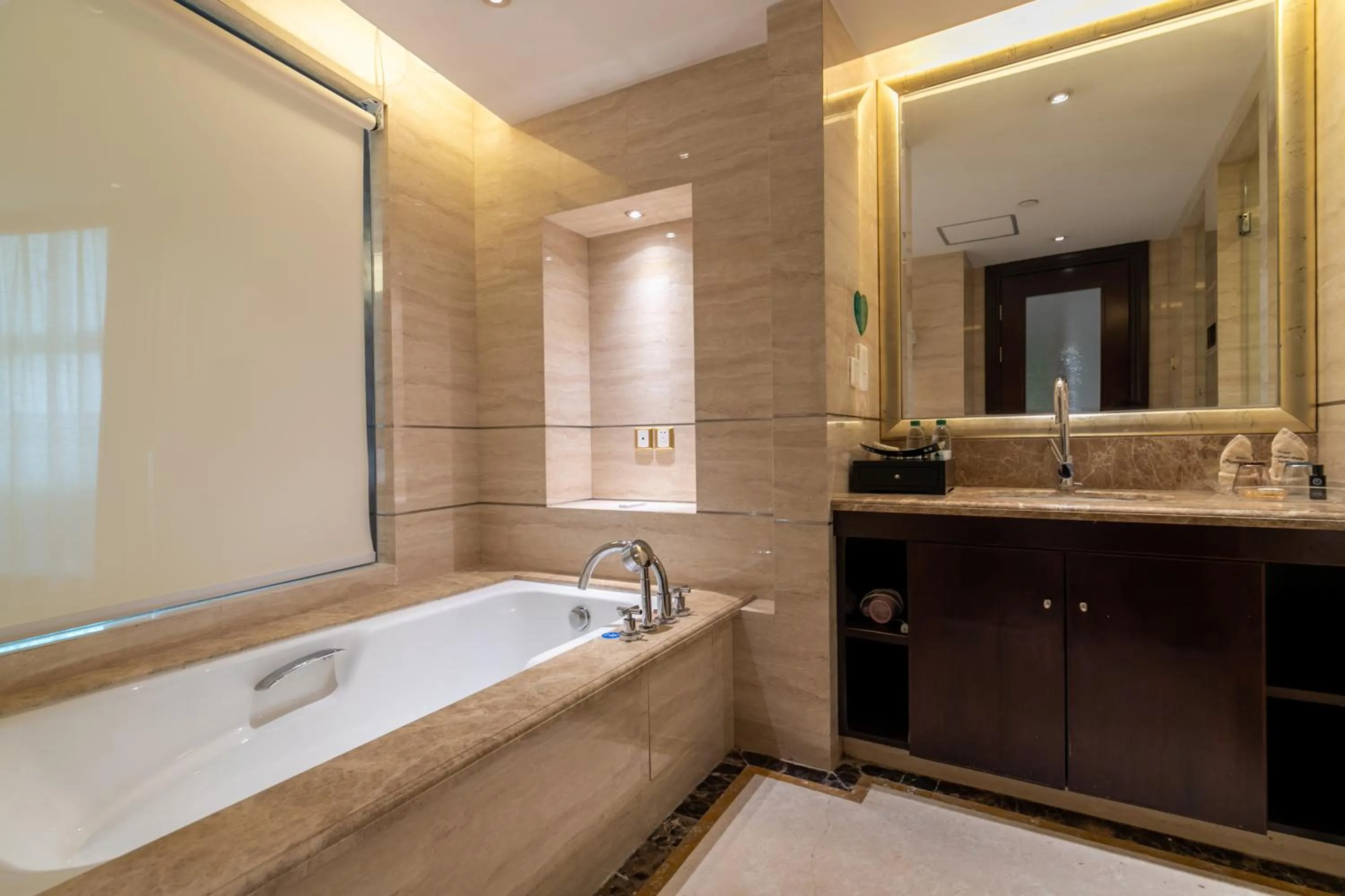 Bath in Royal Mediterranean Hotel