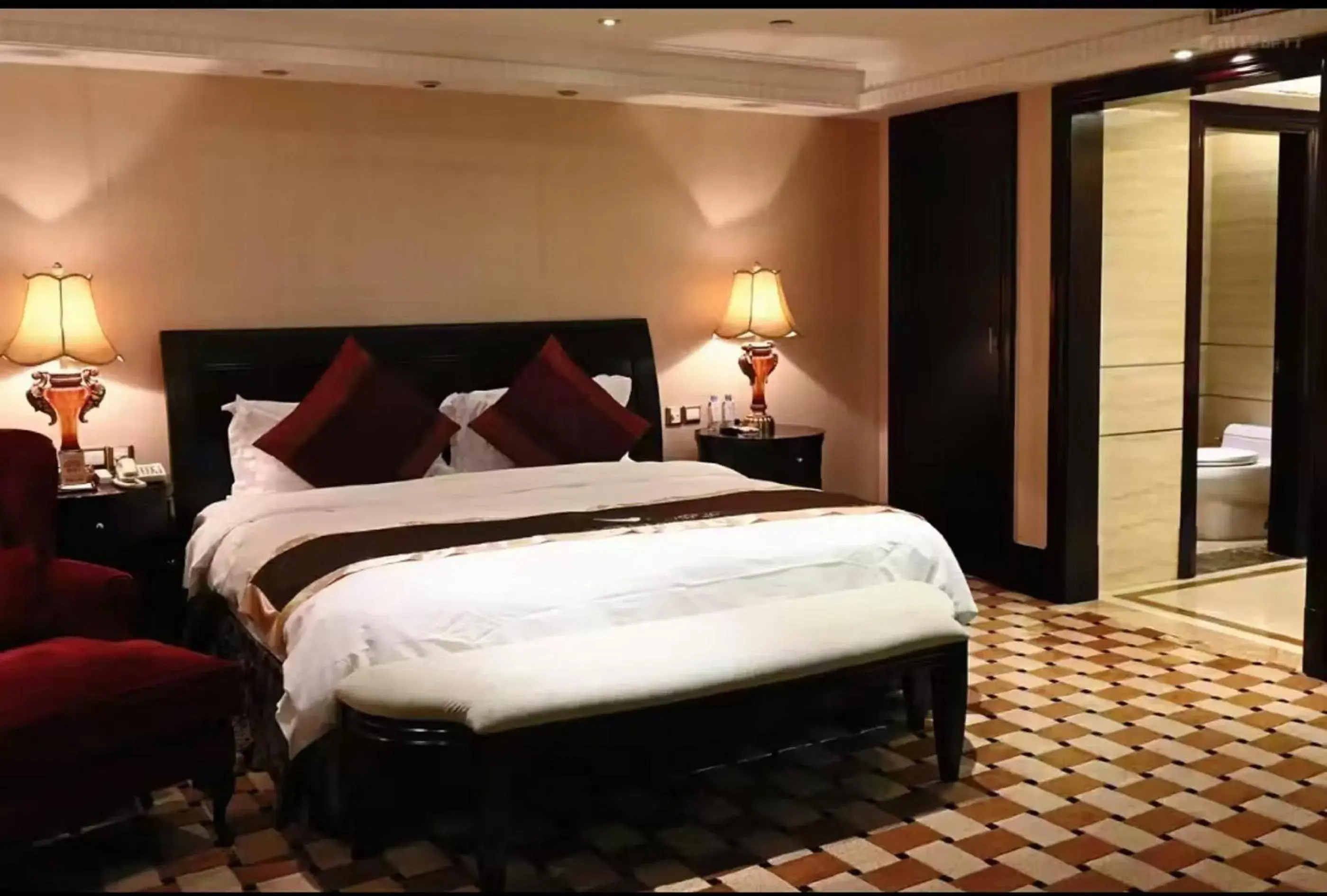 Embassy Suite in Royal Mediterranean Hotel Embassy Suite in Royal Mediterranean Hotel