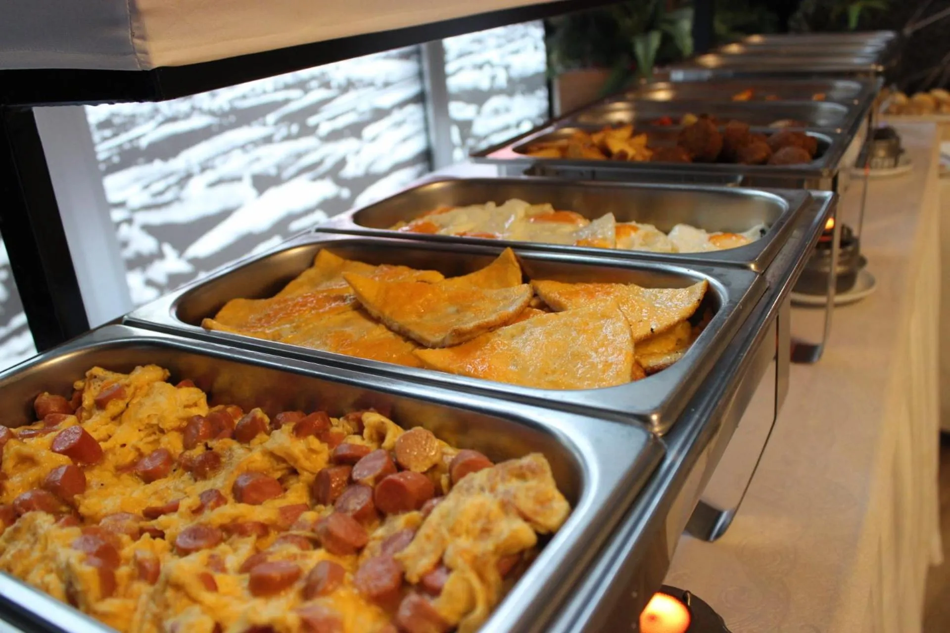 Breakfast in Orange Hotel