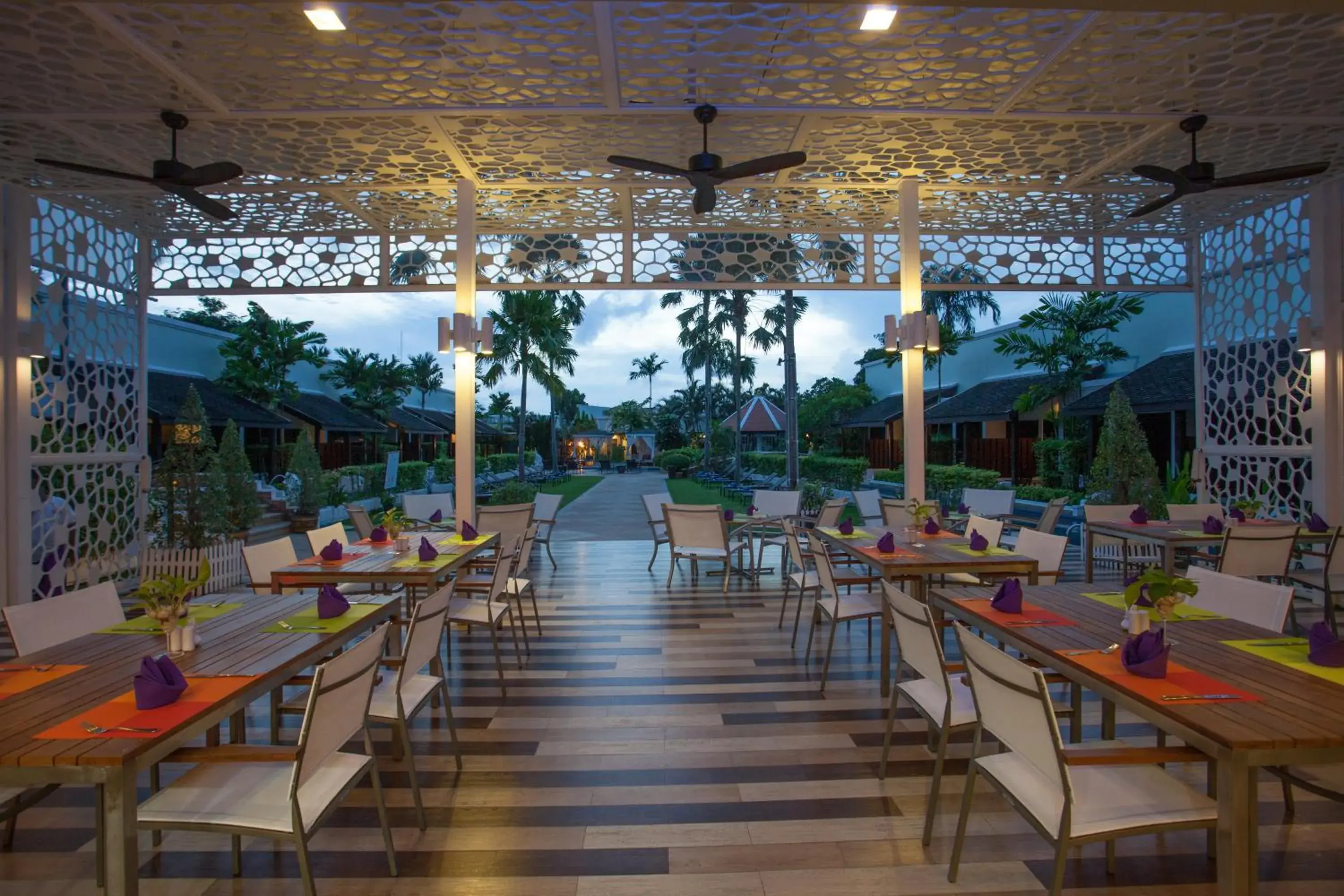 Lounge or bar in Access Resort & Villas - SHA Plus Lounge or bar in Access Resort & Villas - SHA Plus