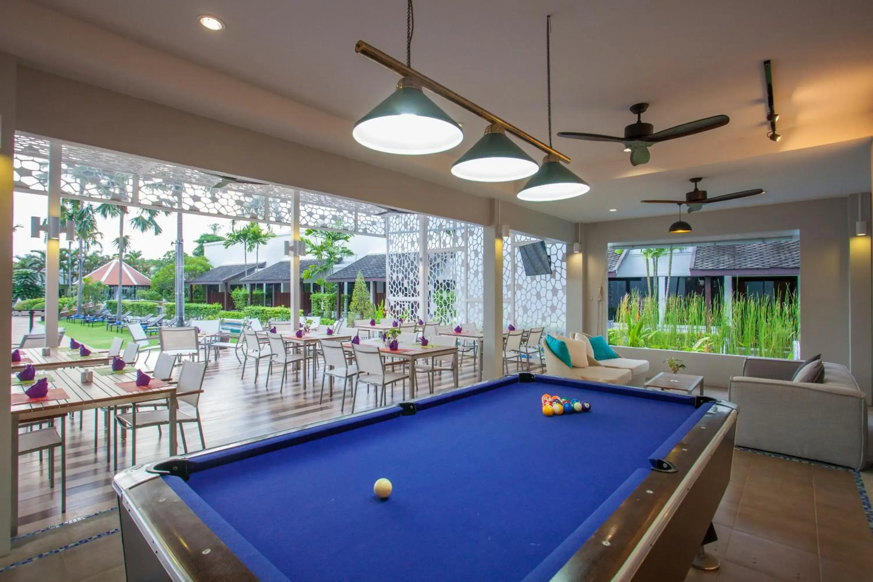 Lounge or bar in Access Resort & Villas - SHA Plus Lounge or bar in Access Resort & Villas - SHA Plus