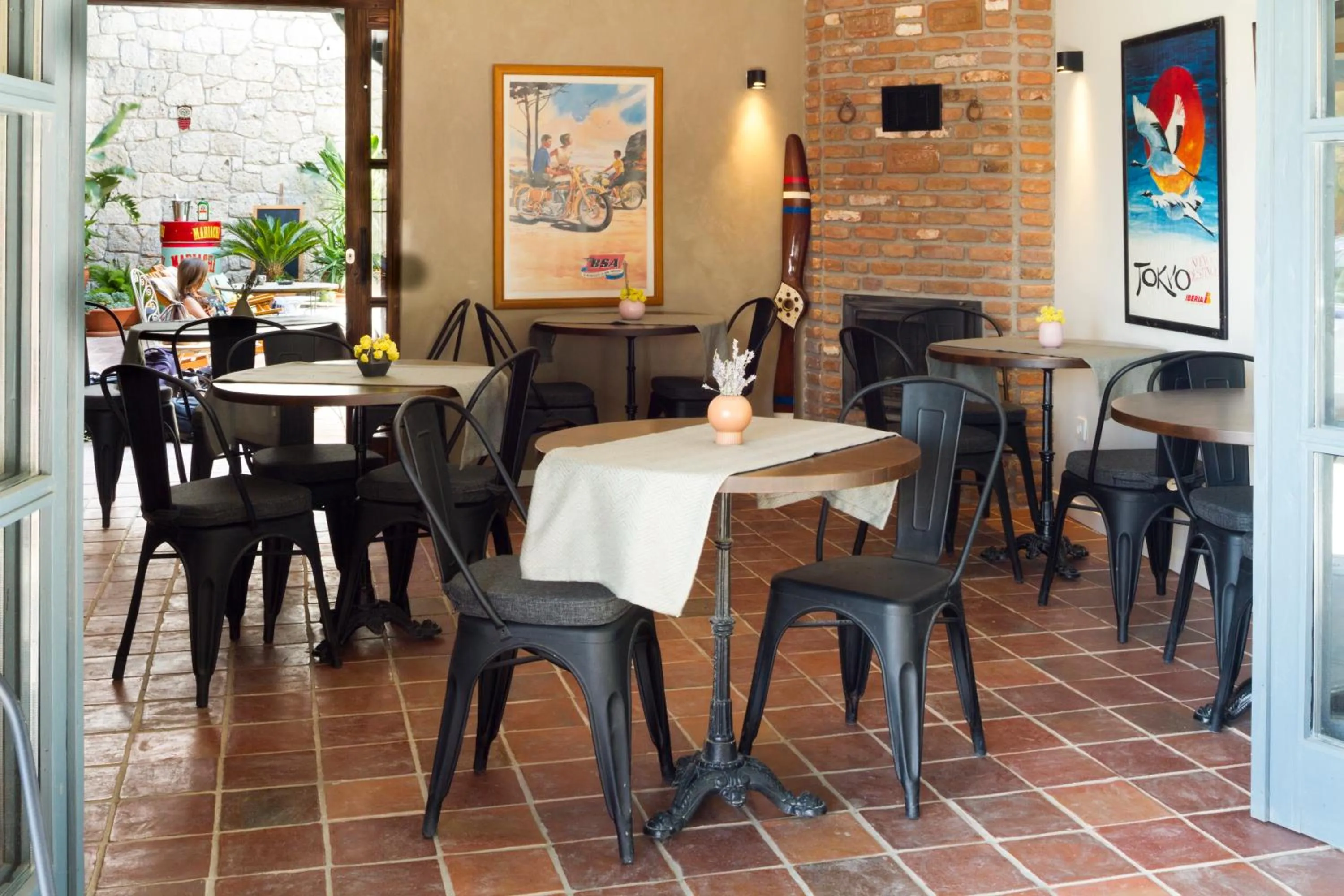 Restaurant/places to eat in Hotel Pop Alaçatı