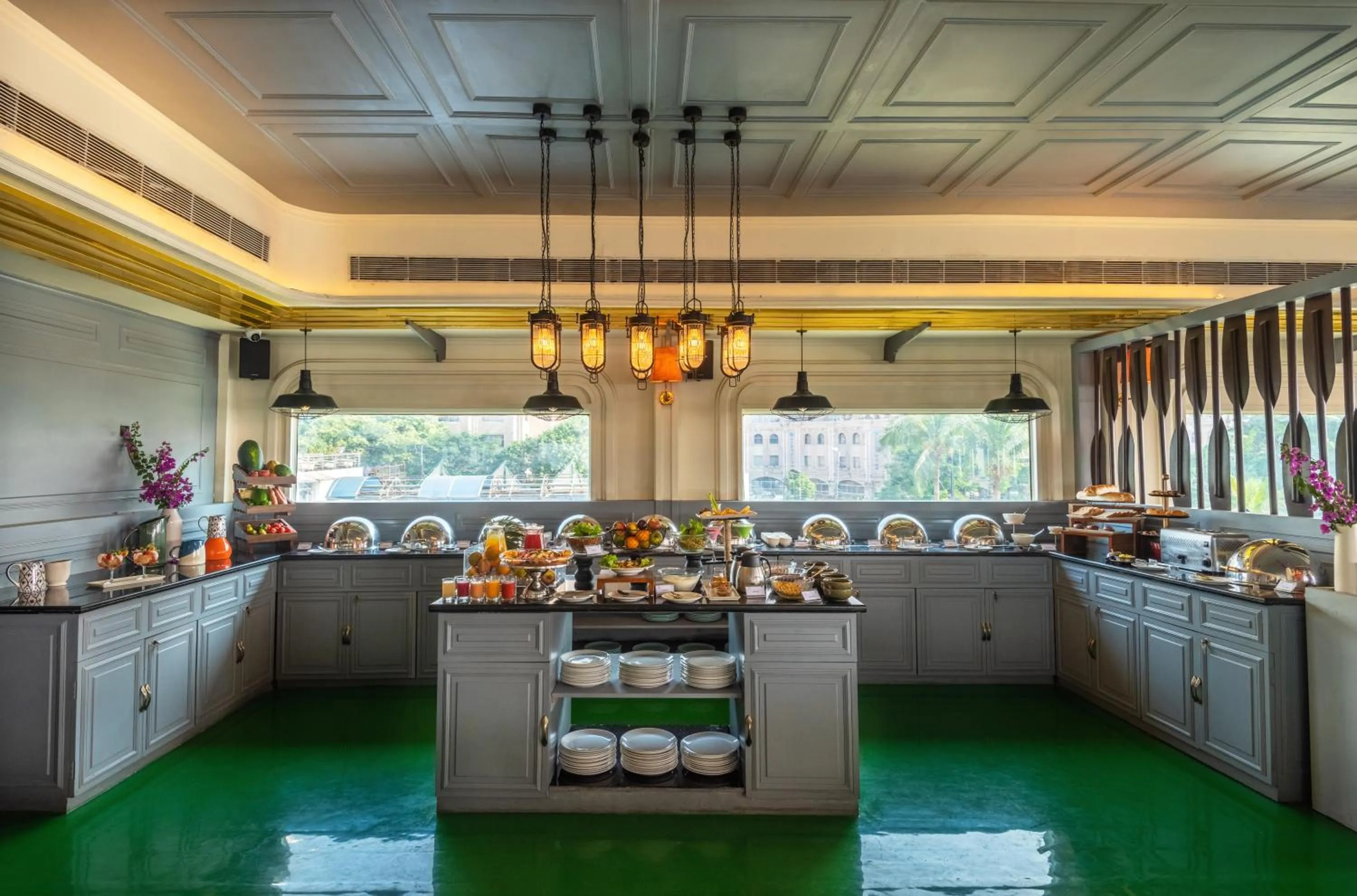 Restaurant/places to eat in Polo Floatel Kolkata