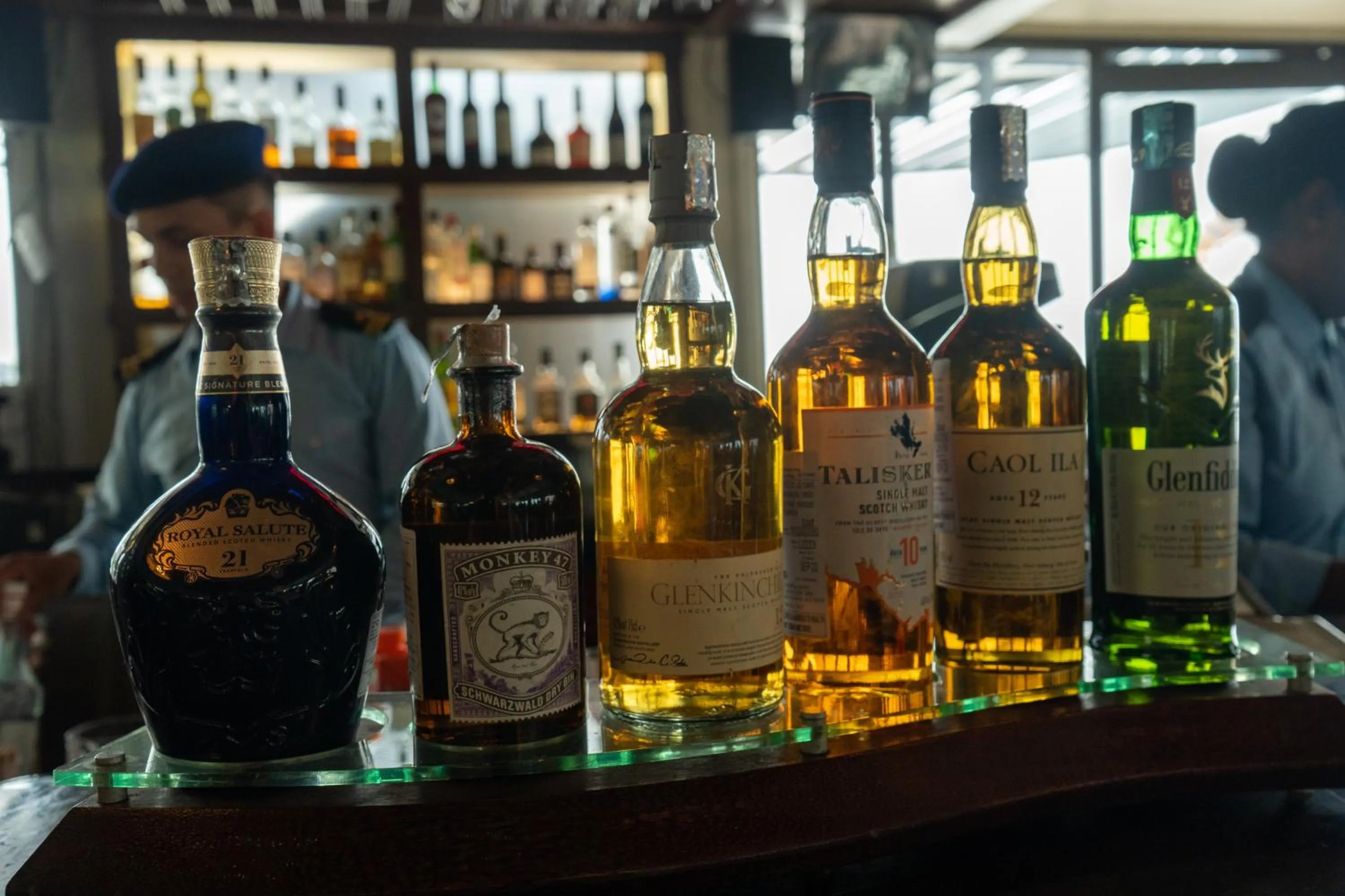 Lounge or bar in Polo Floatel Kolkata