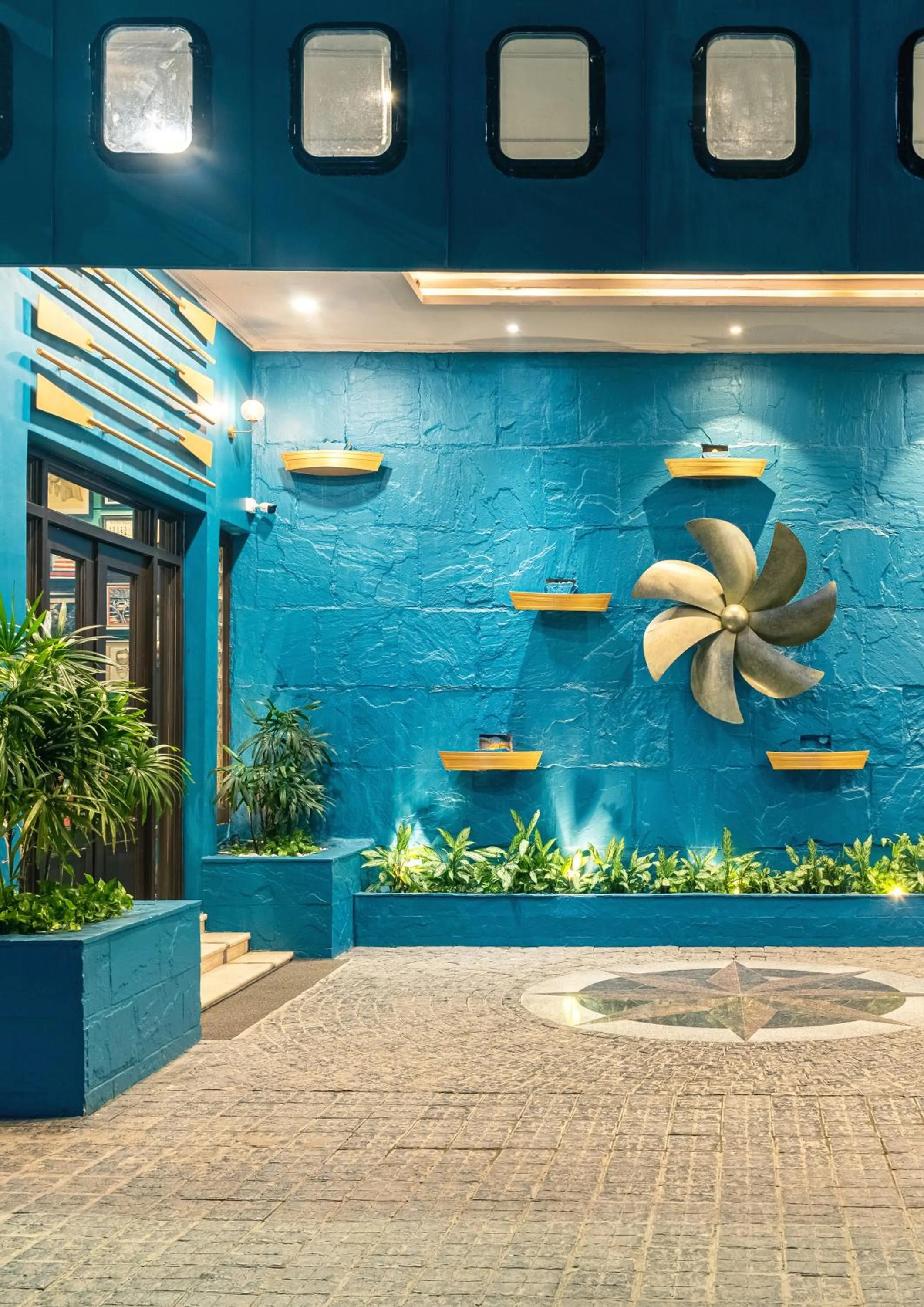 Facade/entrance in Polo Floatel Kolkata