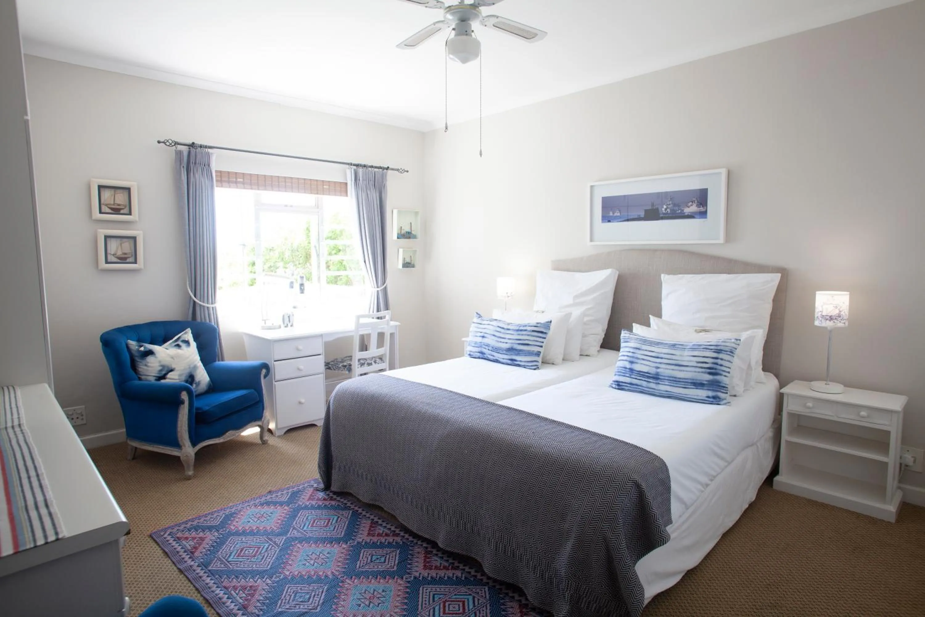 Property building, Bed in The Grosvenor Guest House & Self Catering