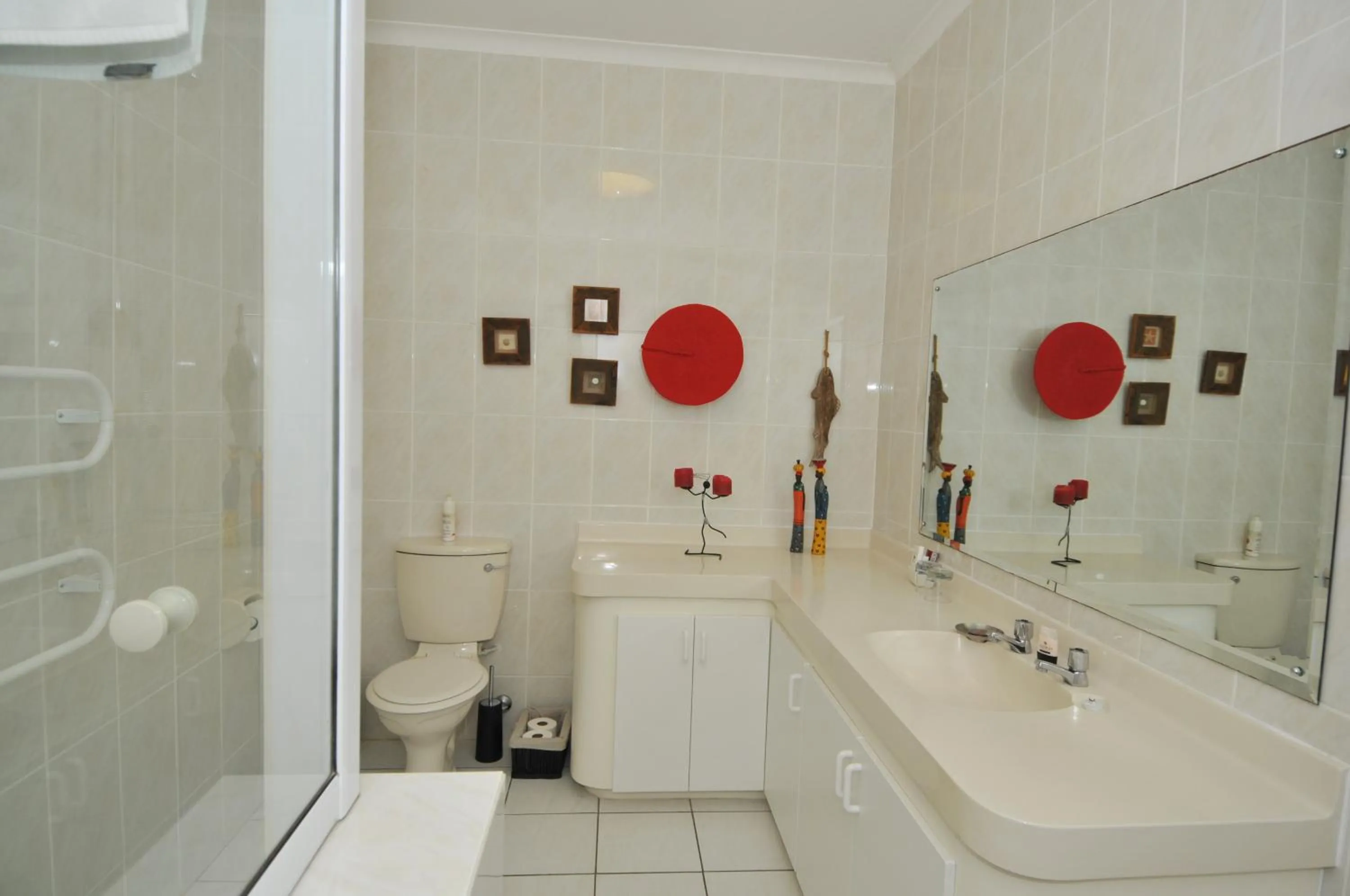 Bathroom in The Grosvenor Guest House & Self Catering