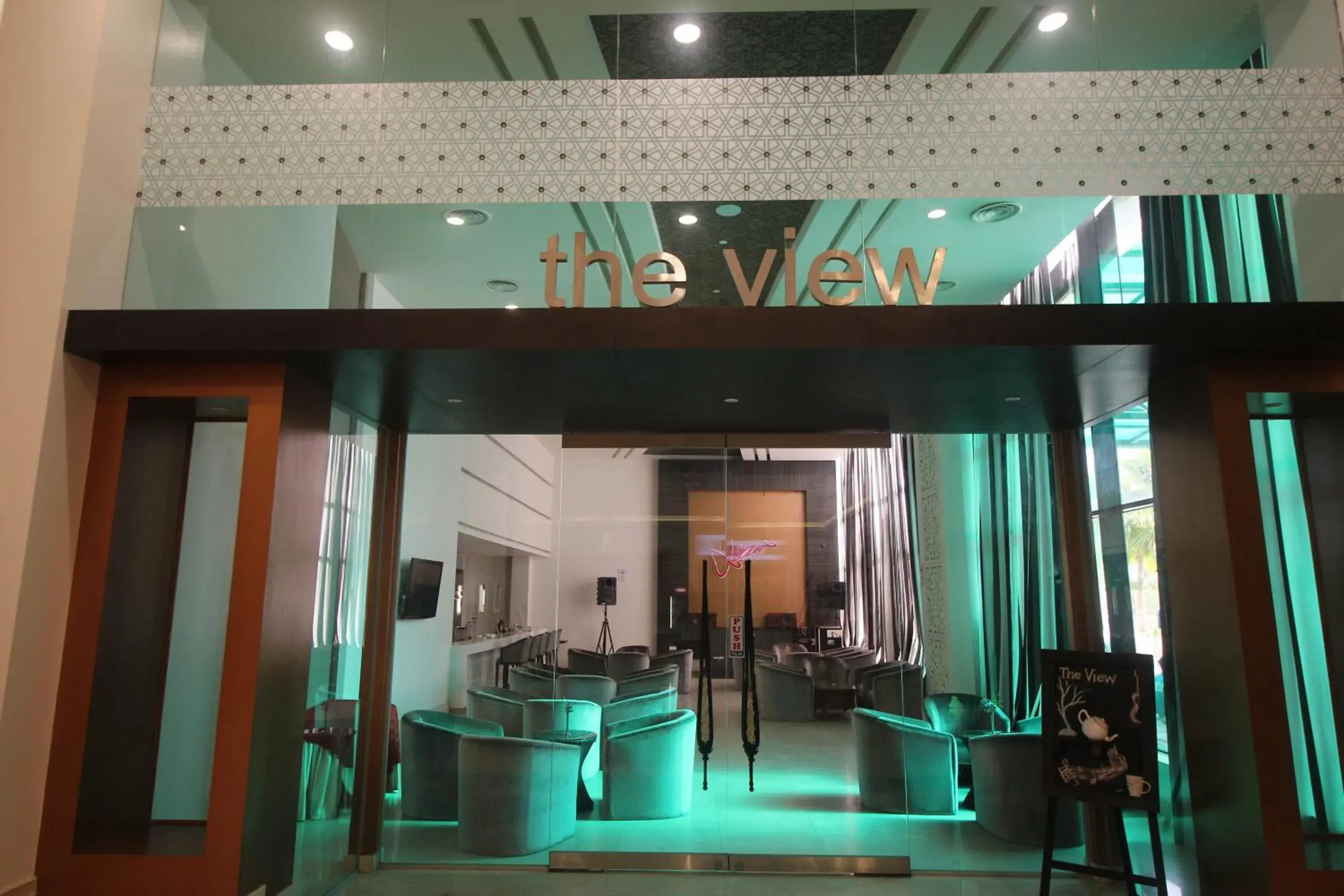 Restaurant/places to eat in Grand Riverview Hotel Restaurant/places to eat in Grand Riverview Hotel