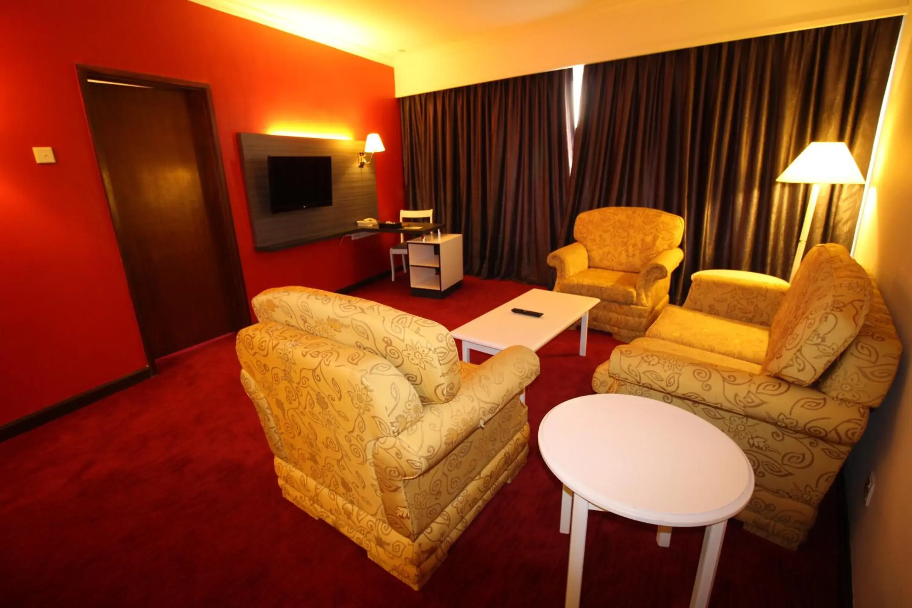 Living room in Grand Riverview Hotel Living room in Grand Riverview Hotel