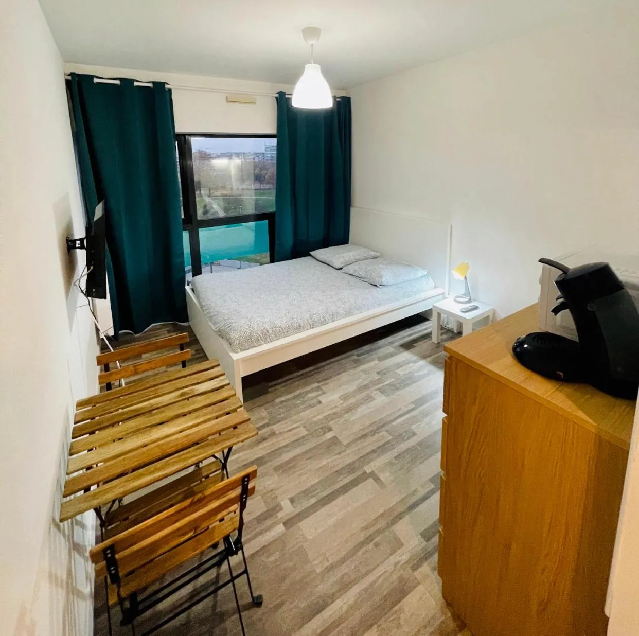 Bed in Le Pacific Lille Euralille