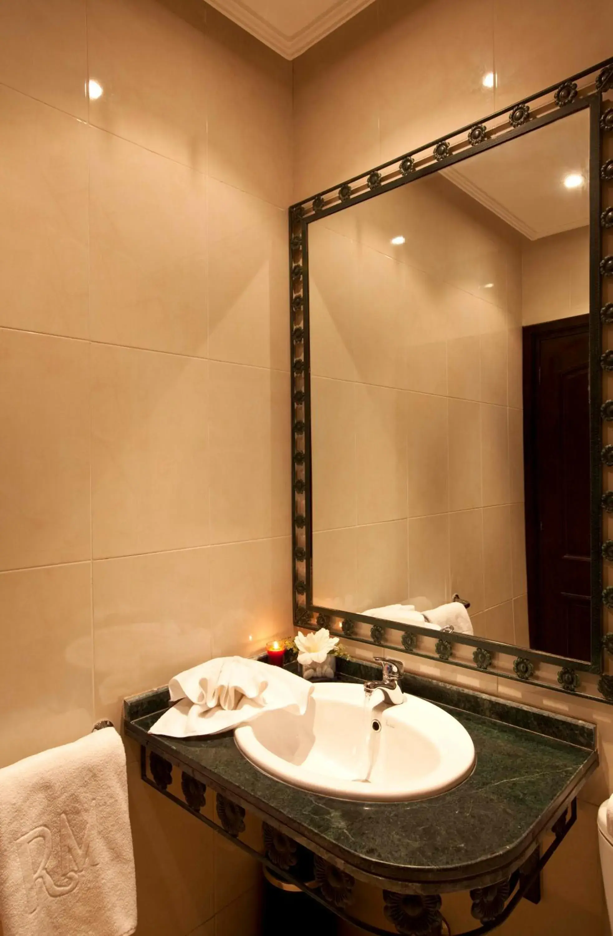 Bathroom in Mogador Menzah Appart Hôtel Bathroom in Mogador Menzah Appart Hôtel