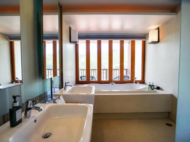 Peach Blossom Resort & Pool Villa - SHA Plus