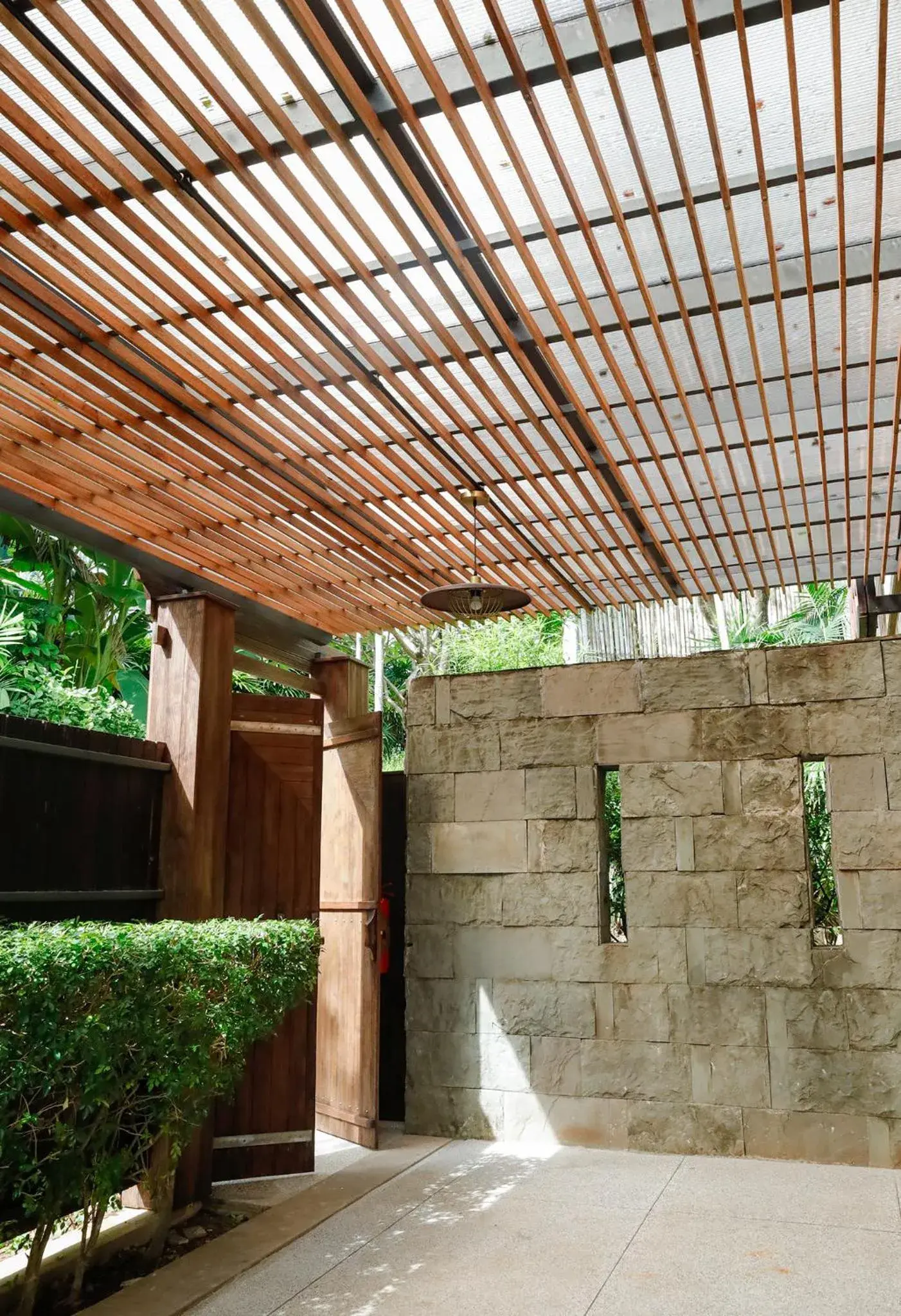 Property building in Peach Blossom Resort & Pool Villa - SHA Plus Property building in Peach Blossom Resort & Pool Villa - SHA Plus