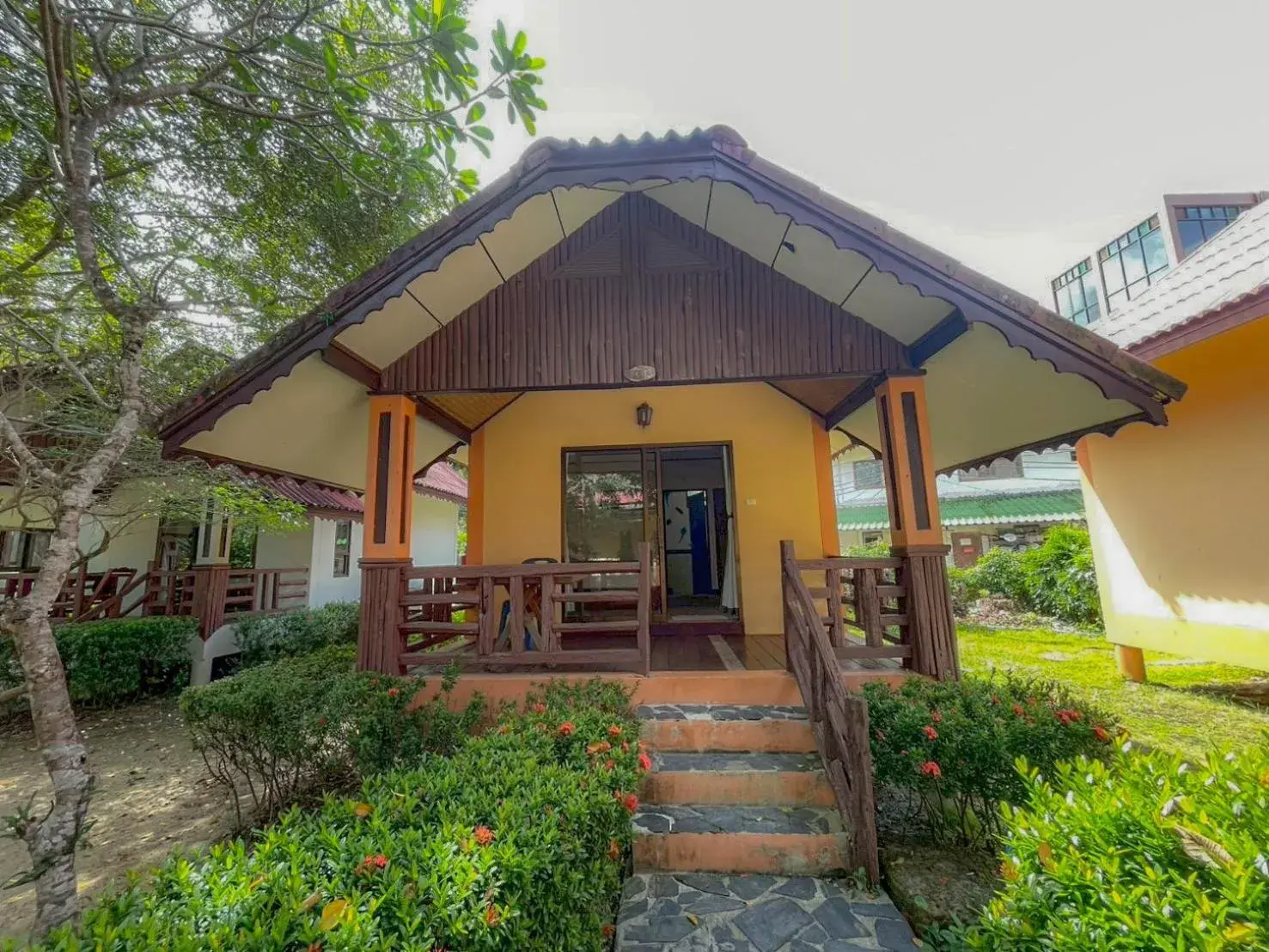 Property building in Kaibae Hut Resort Property building in Kaibae Hut Resort