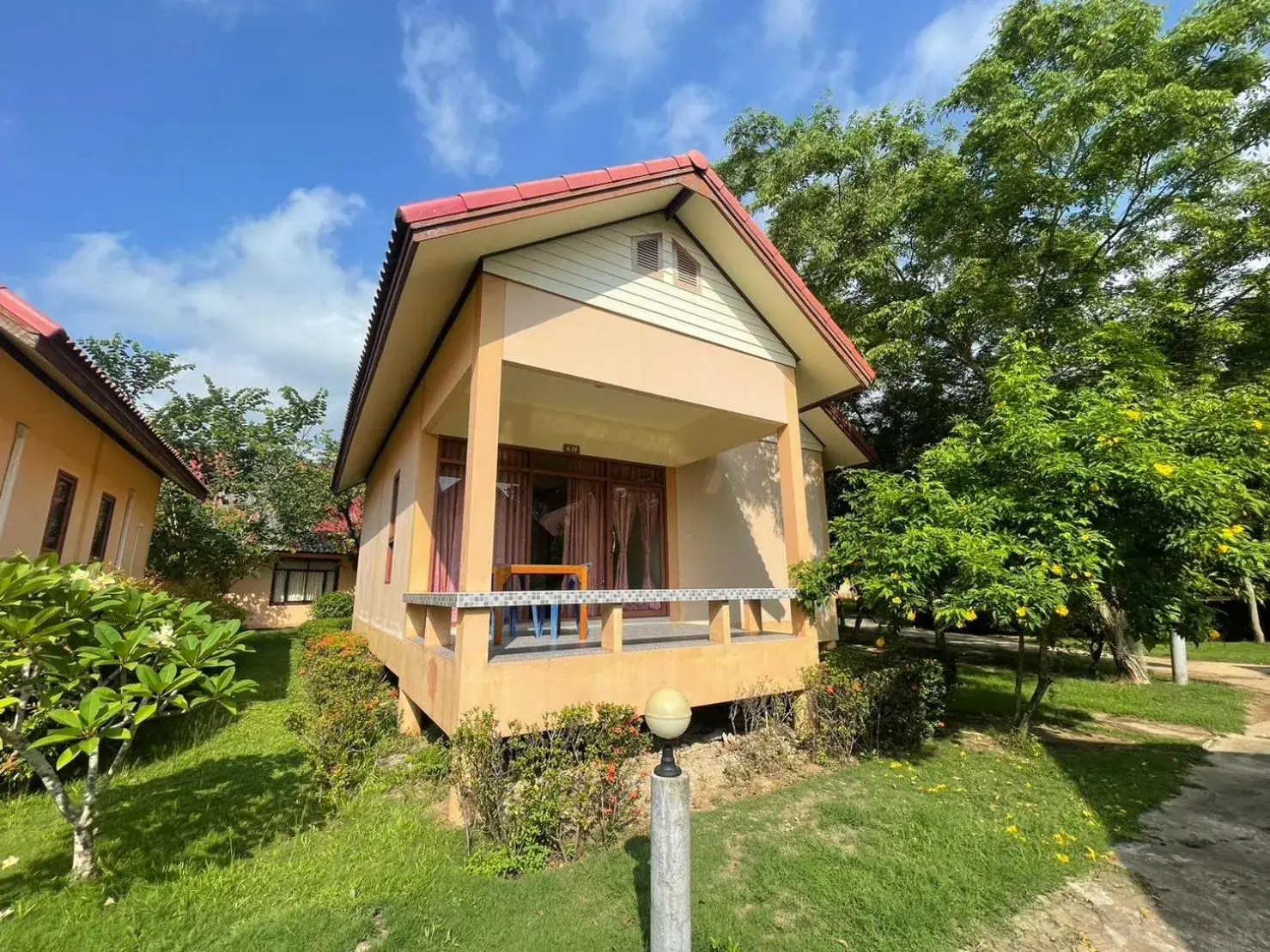 Garden view in Kaibae Hut Resort Garden view in Kaibae Hut Resort