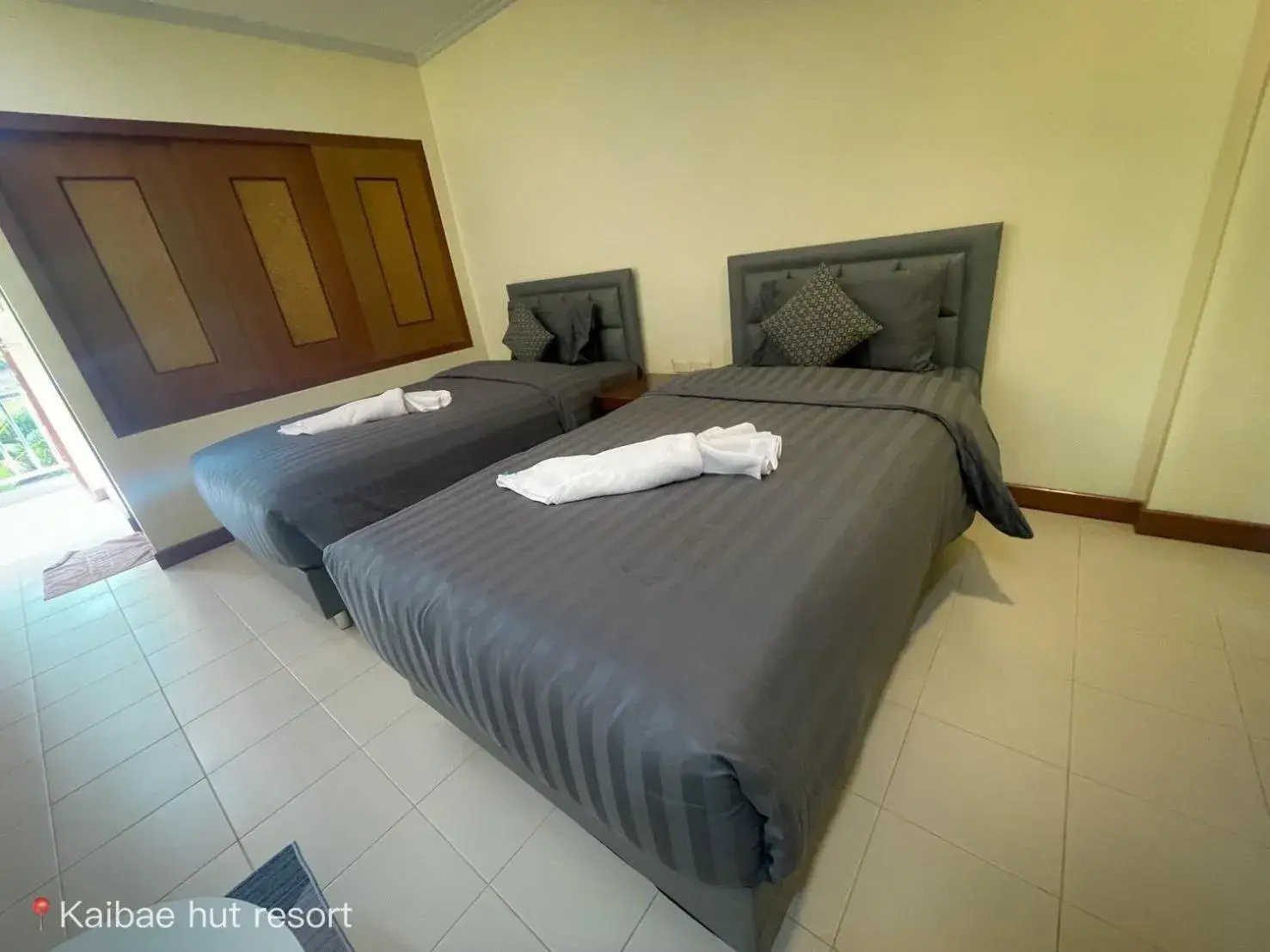 Property building, Bed in Kaibae Hut Resort Property building, Bed in Kaibae Hut Resort