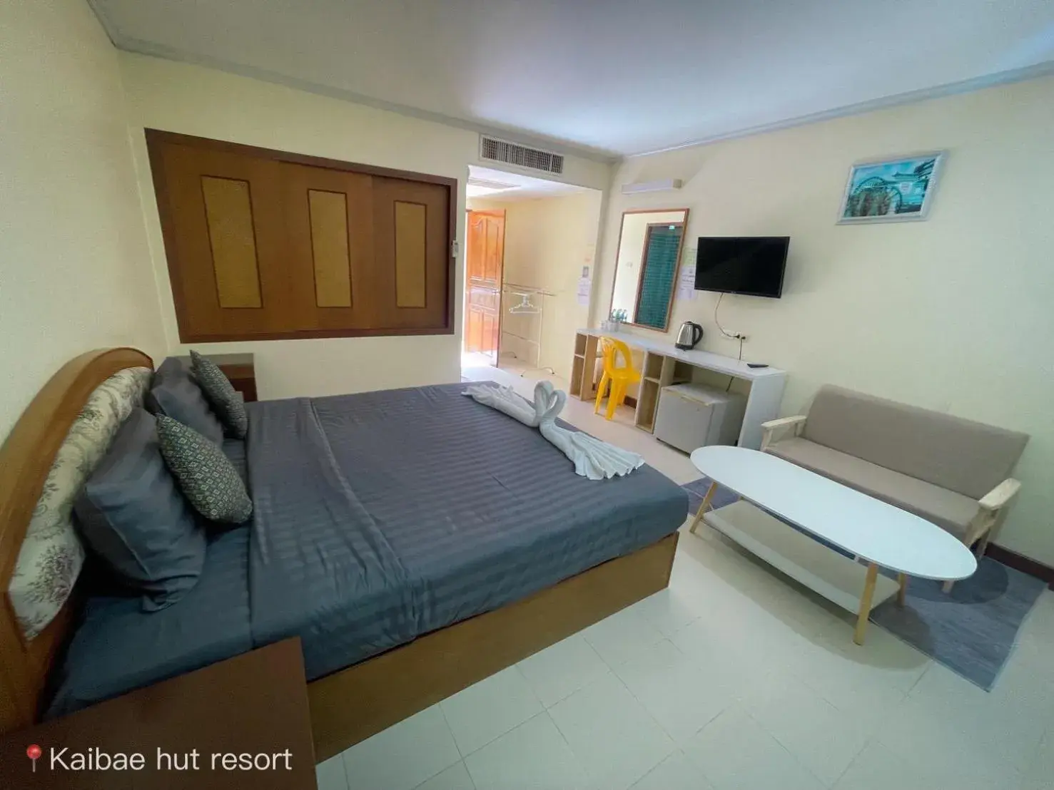 Photo of the whole room, Bed in Kaibae Hut Resort Photo of the whole room, Bed in Kaibae Hut Resort