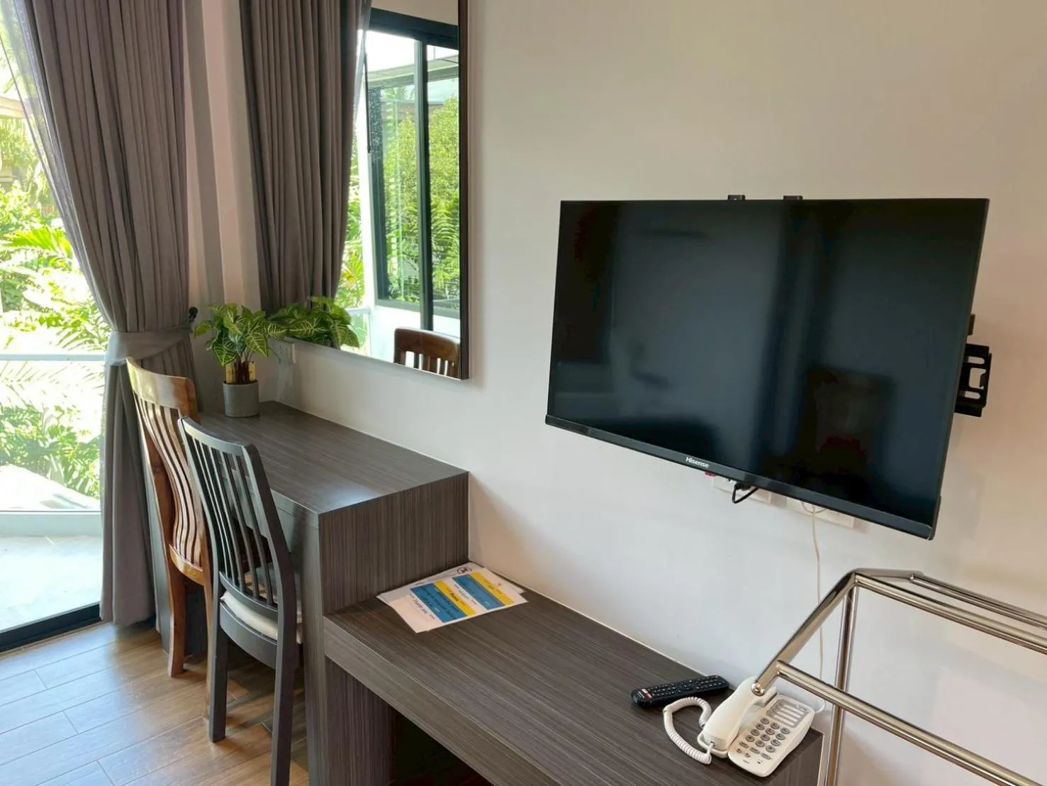 On site in Kaibae Hut Resort