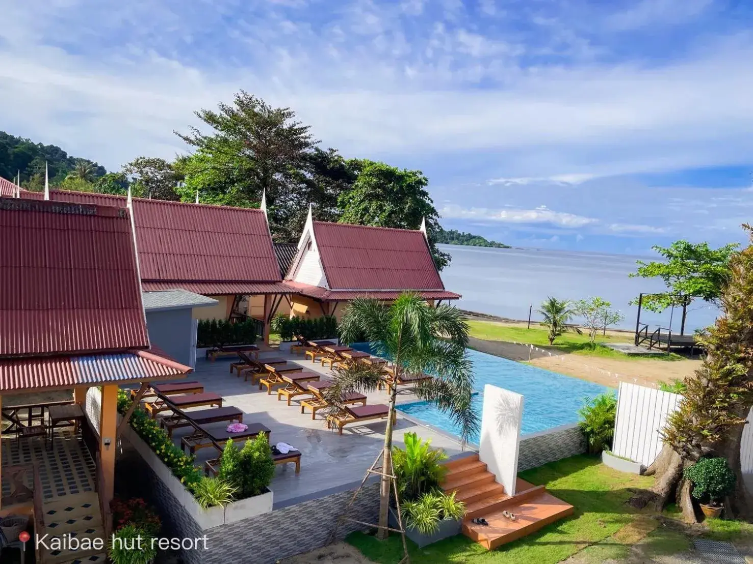 Swimming pool in Kaibae Hut Resort Swimming pool in Kaibae Hut Resort