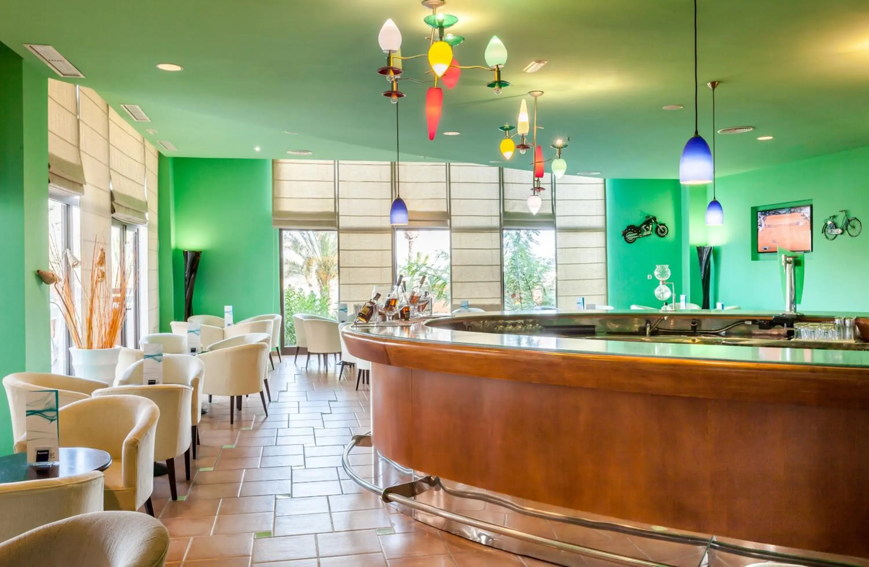 Lounge or bar in Occidental Jandía Royal Level - Adults Only Lounge or bar in Occidental Jandía Royal Level - Adults Only