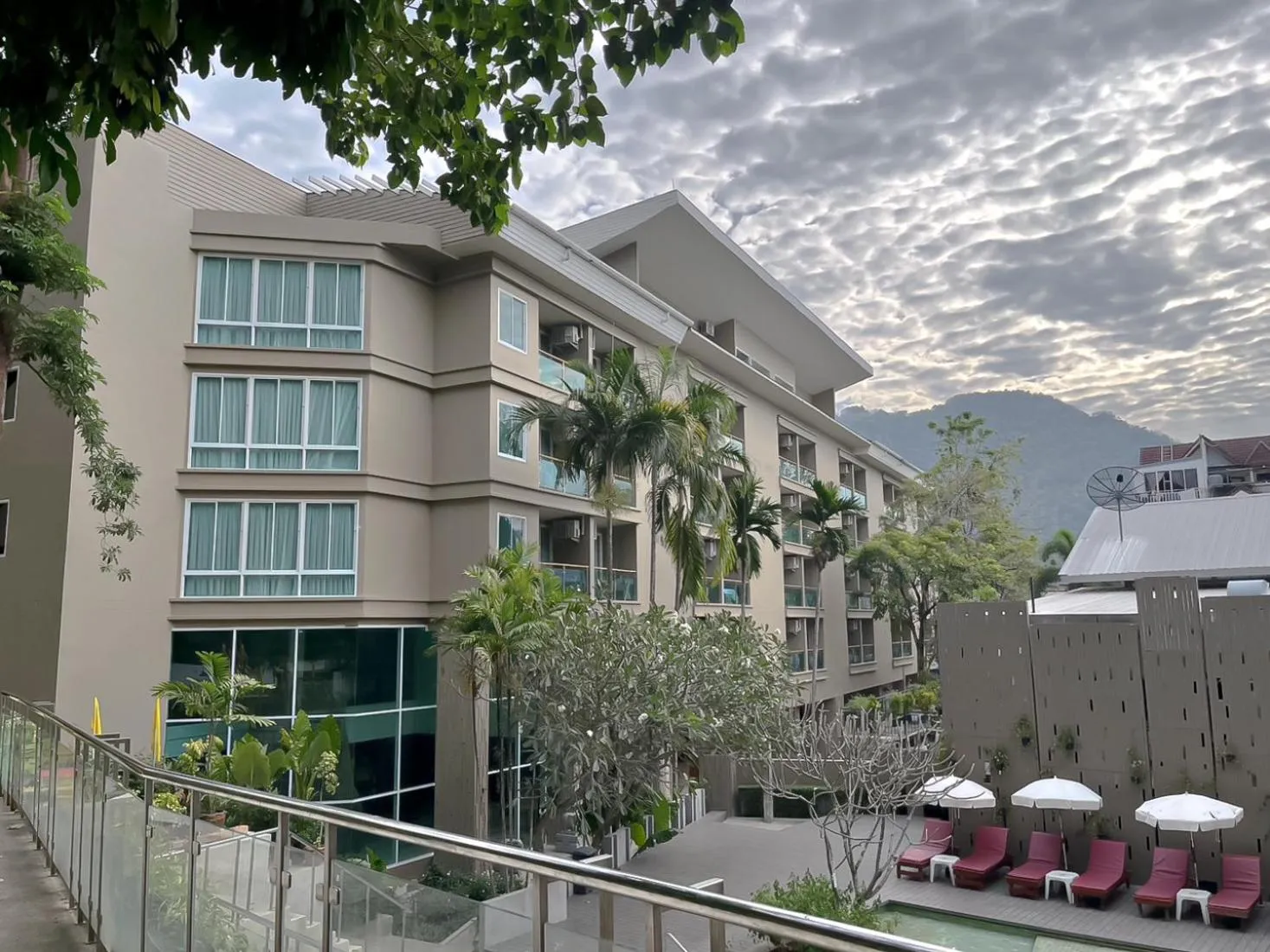 Property building in Peach Hill Resort - SHA Extra Plus