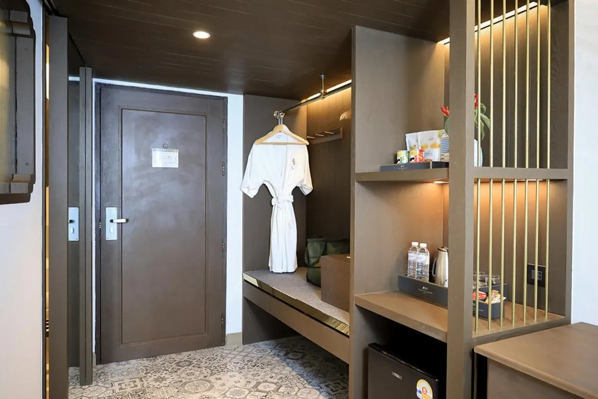 Peach Hill Resort - SHA Extra Plus