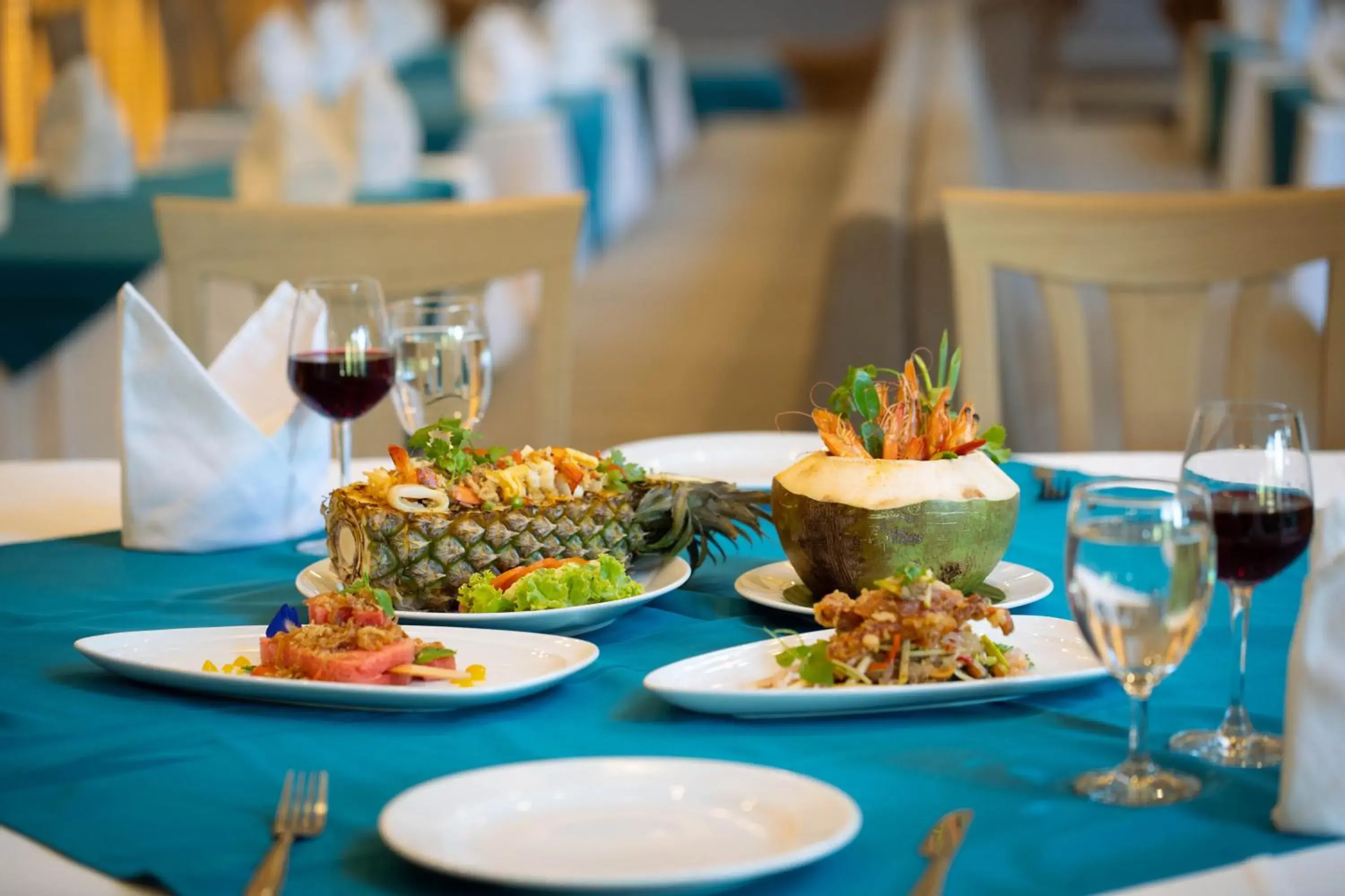 Food and drinks in Peach Hill Resort - SHA Extra Plus Food and drinks in Peach Hill Resort - SHA Extra Plus