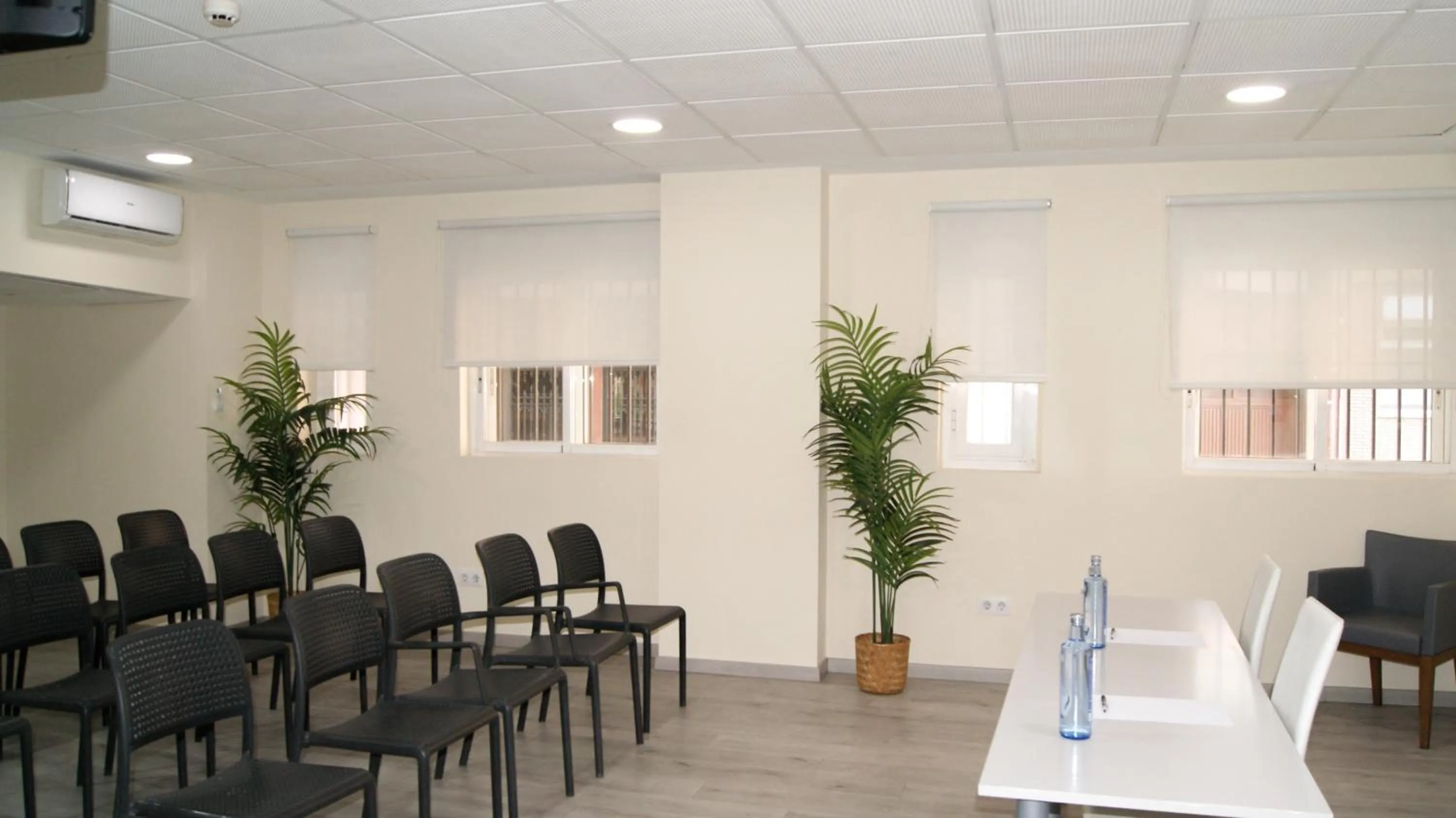 Meeting/conference room in Sweet Hotel Renasa