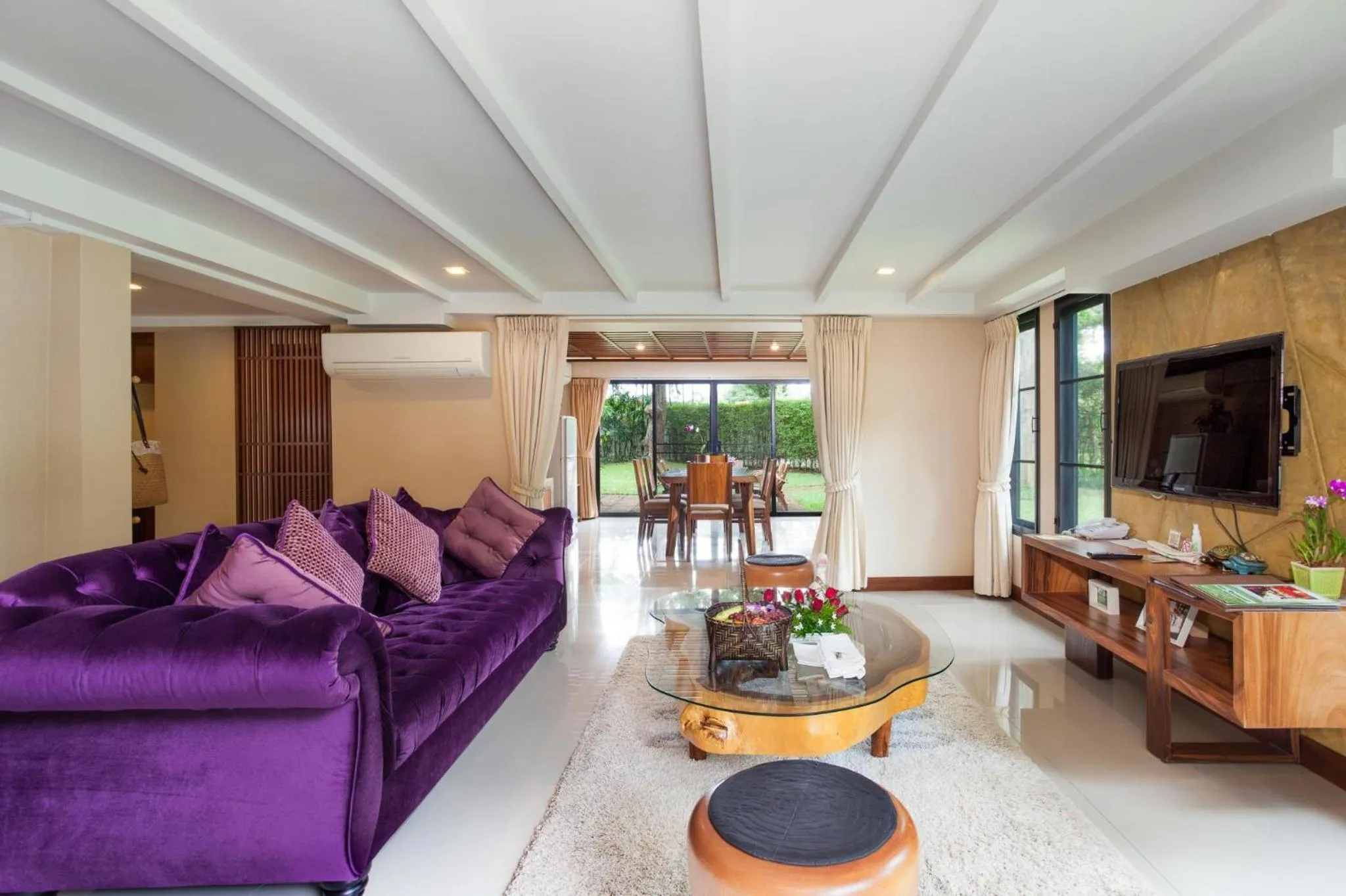 Living room in Raya Resort Beach front - The Most Green Resort in Cha-am