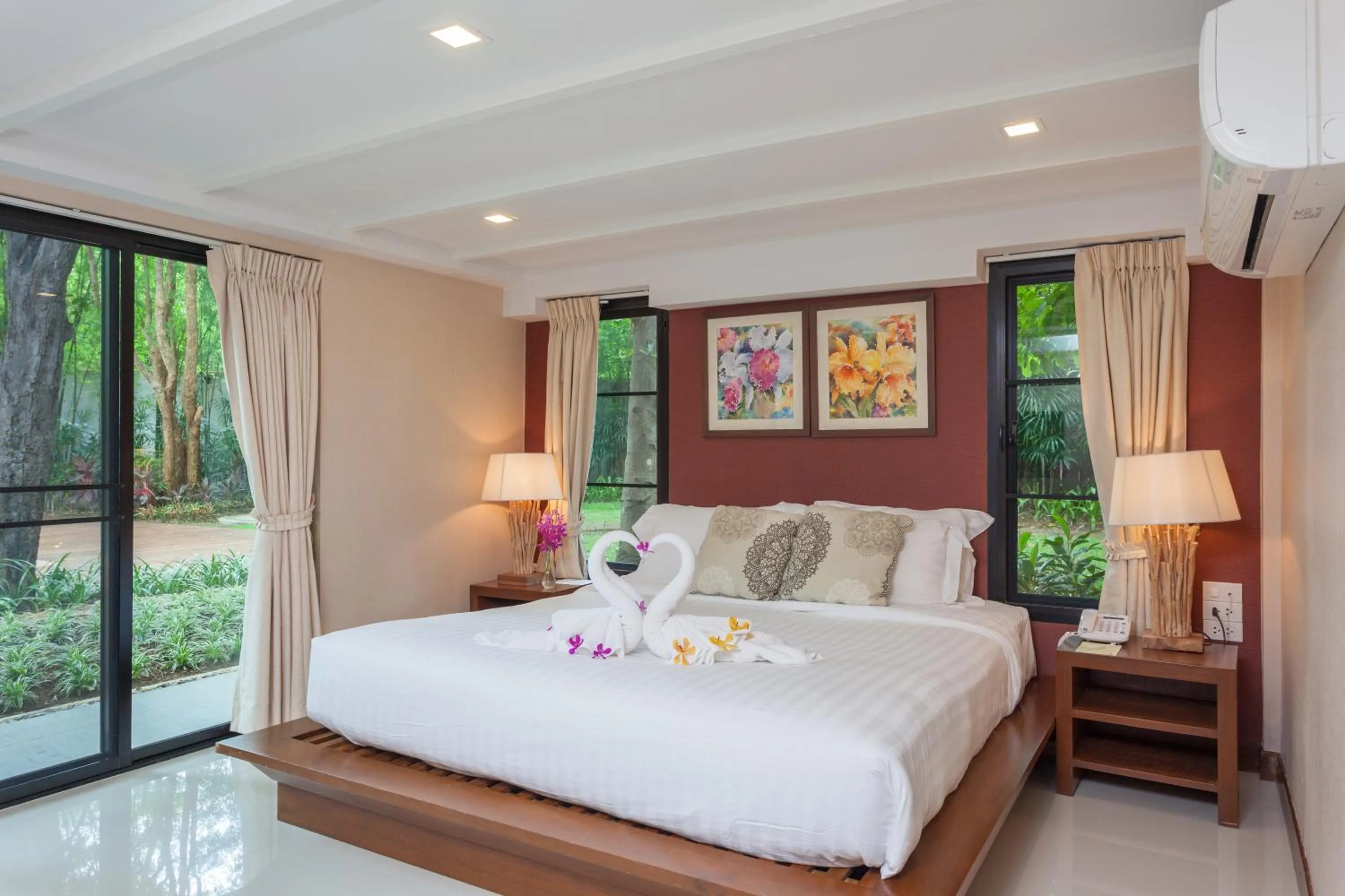 Bedroom, Bed in Raya Resort Beach front - The Most Green Resort in Cha-am