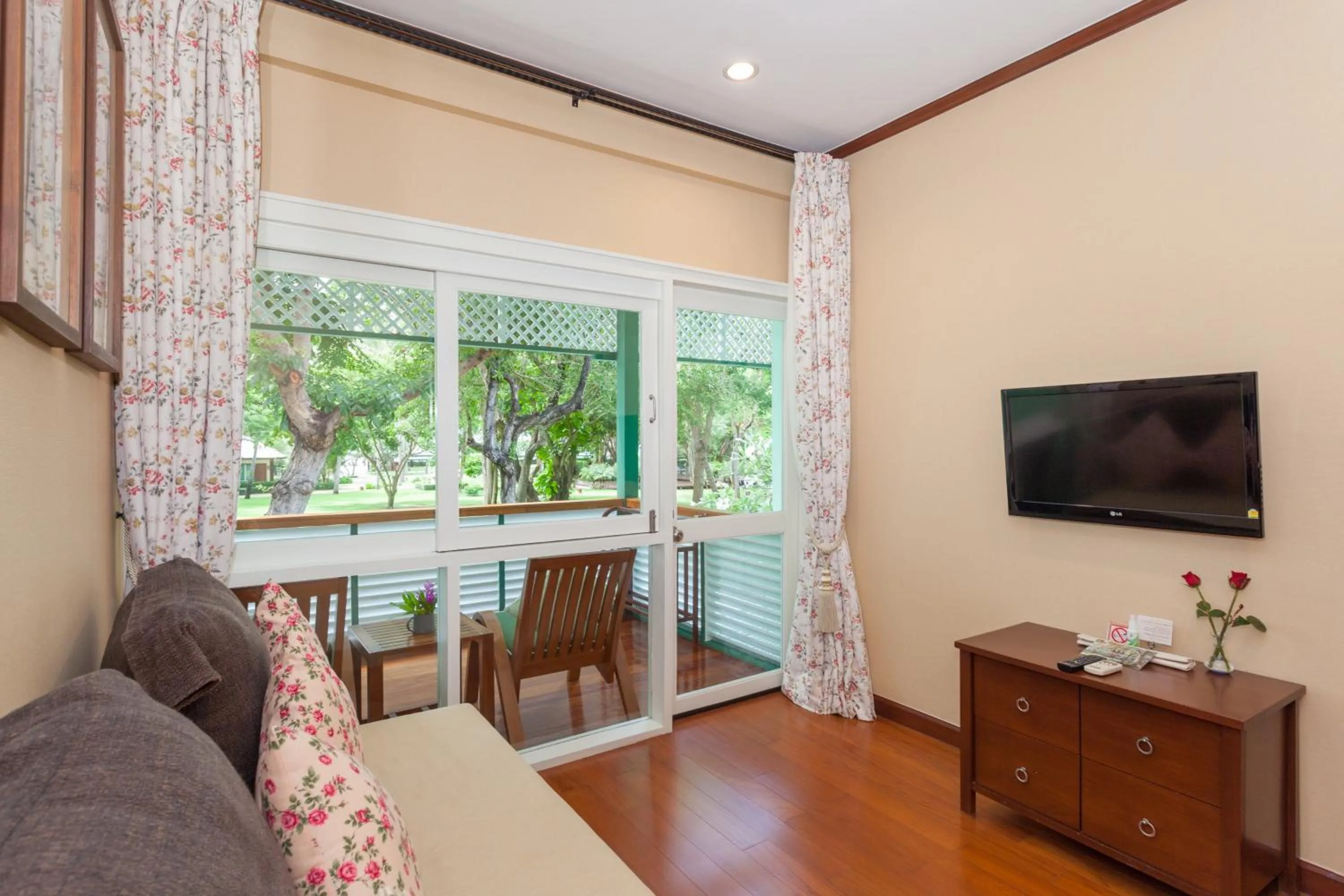 TV and multimedia in Raya Resort Beach front - The Most Green Resort in Cha-am