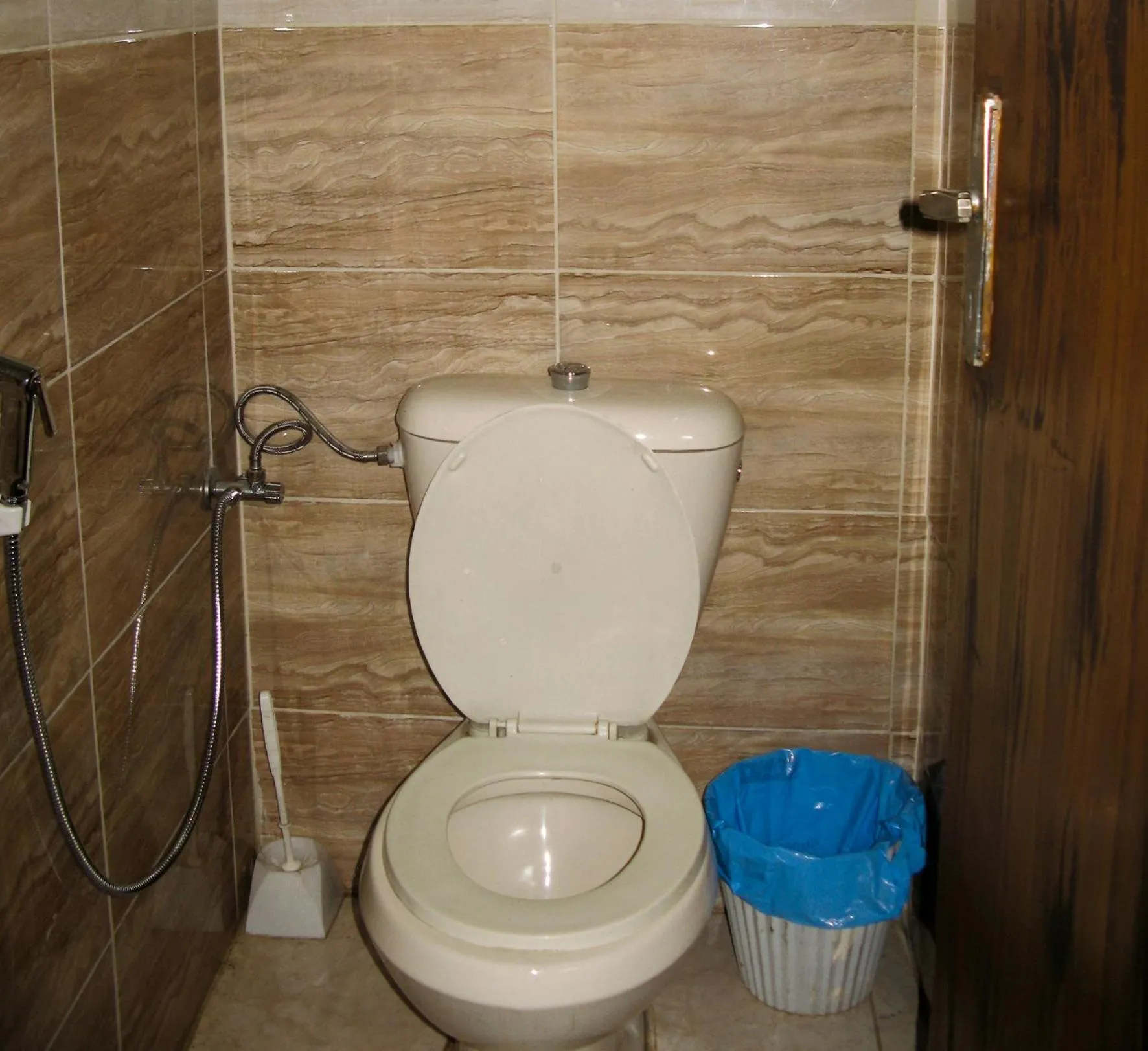 Bathroom in Cliff Hostel